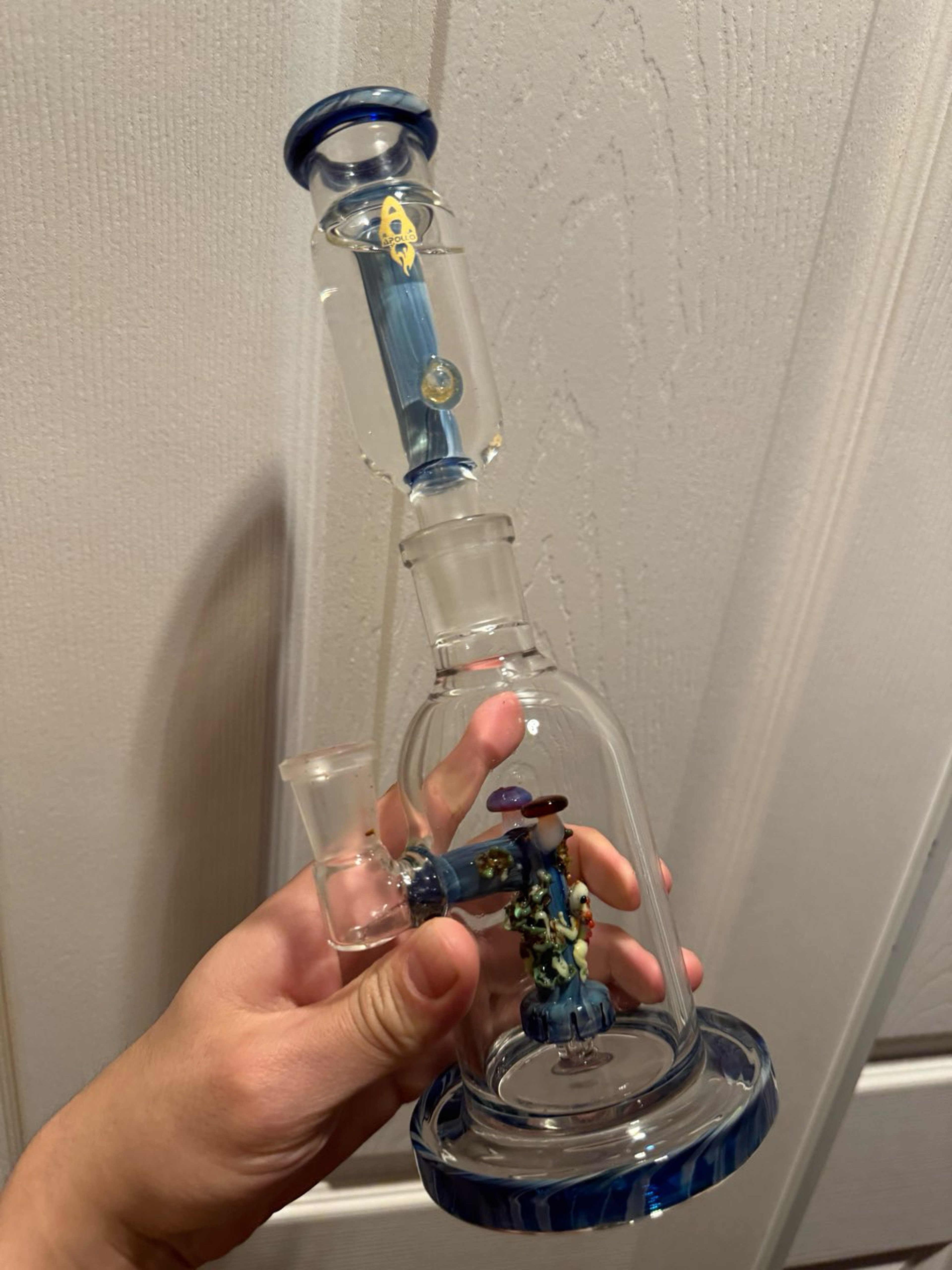 Preview pic of 2 peace custom mushroom bong