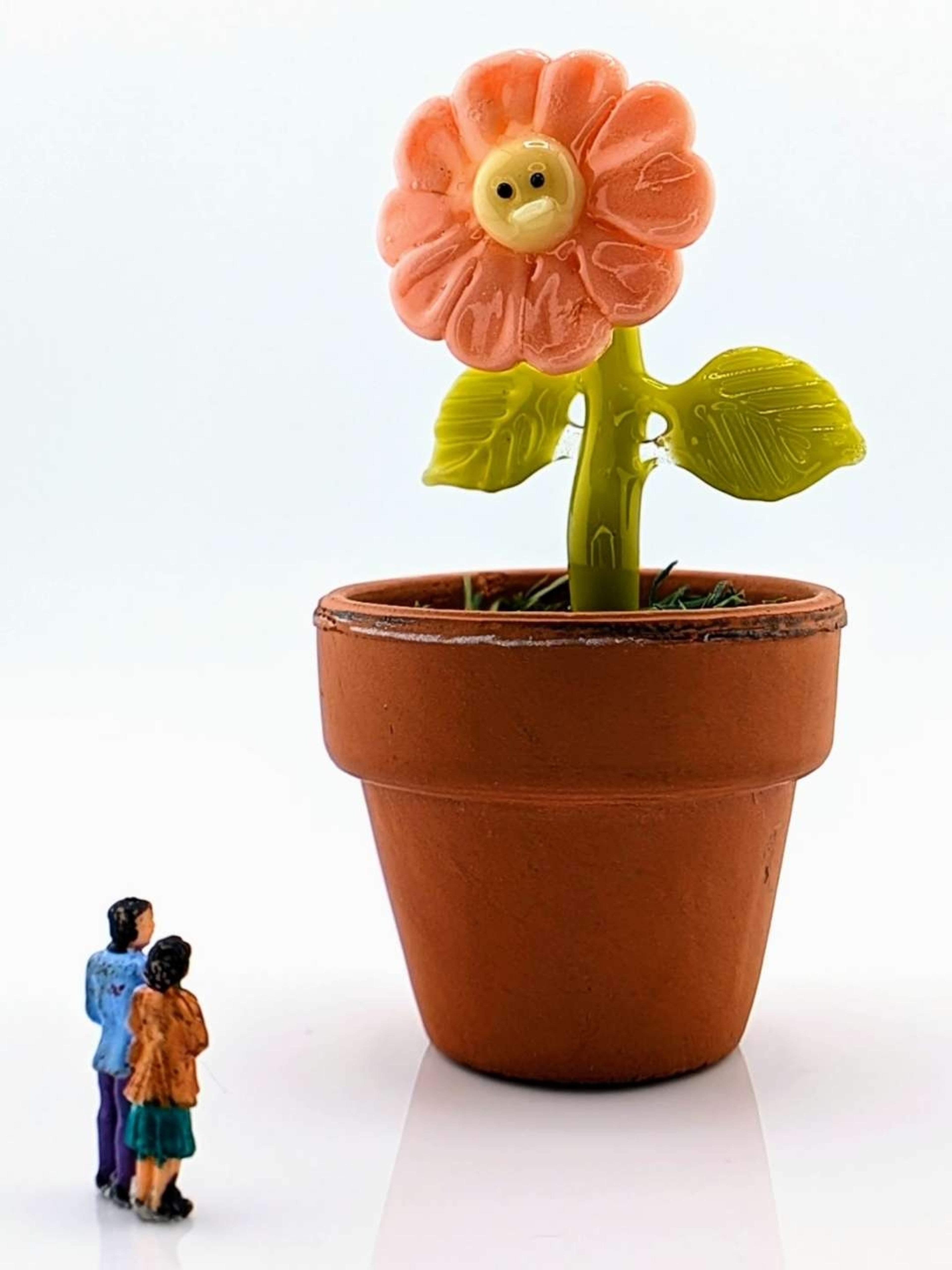 Preview pic of Ethan Windy "Dreamsicle" Glass Sculpture