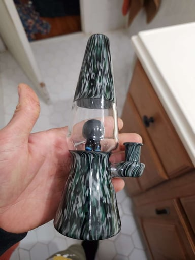 Preview pic of 2024 guru glass lamp