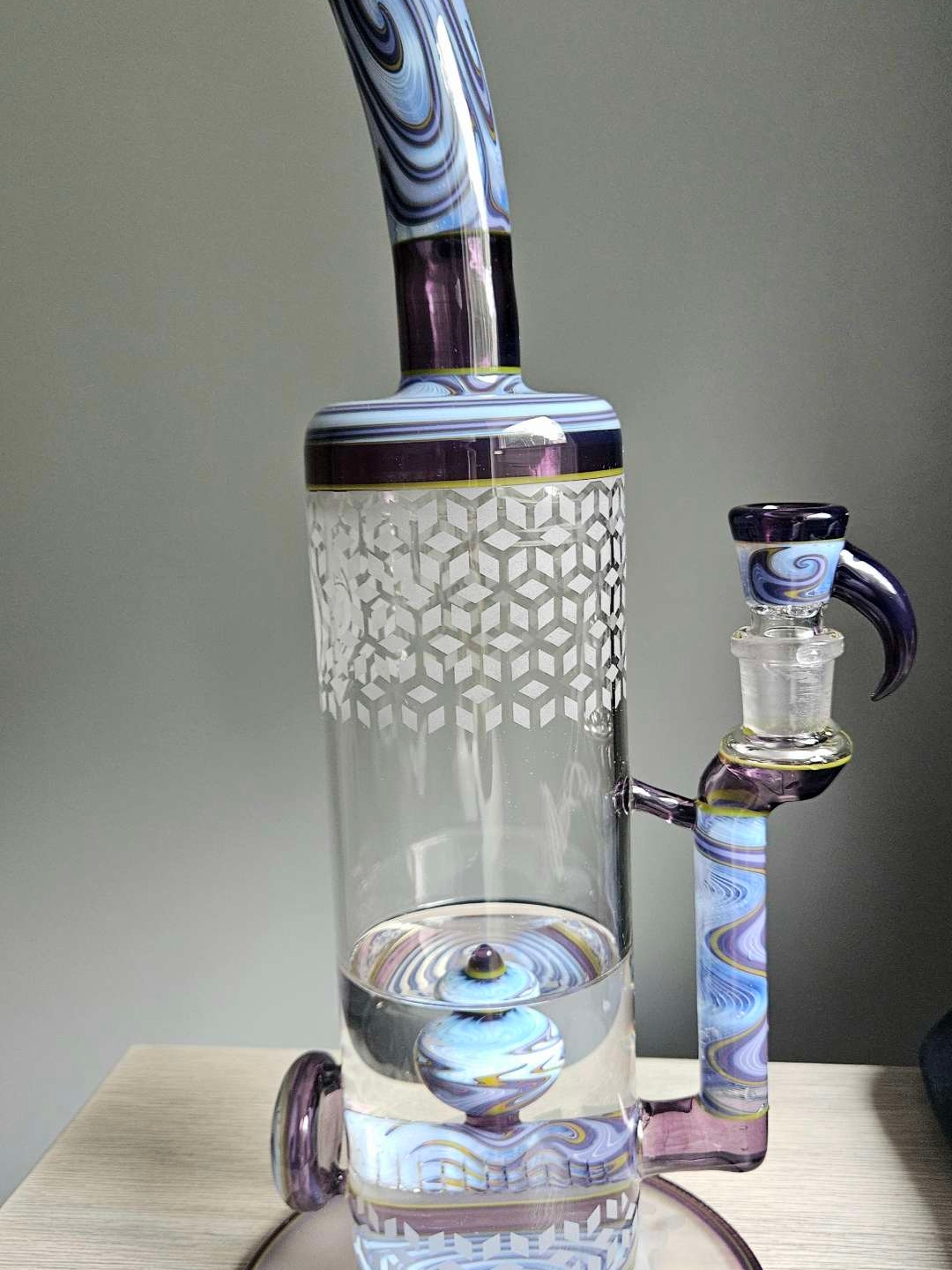 Preview pic of Gobs Glass Flower Tube