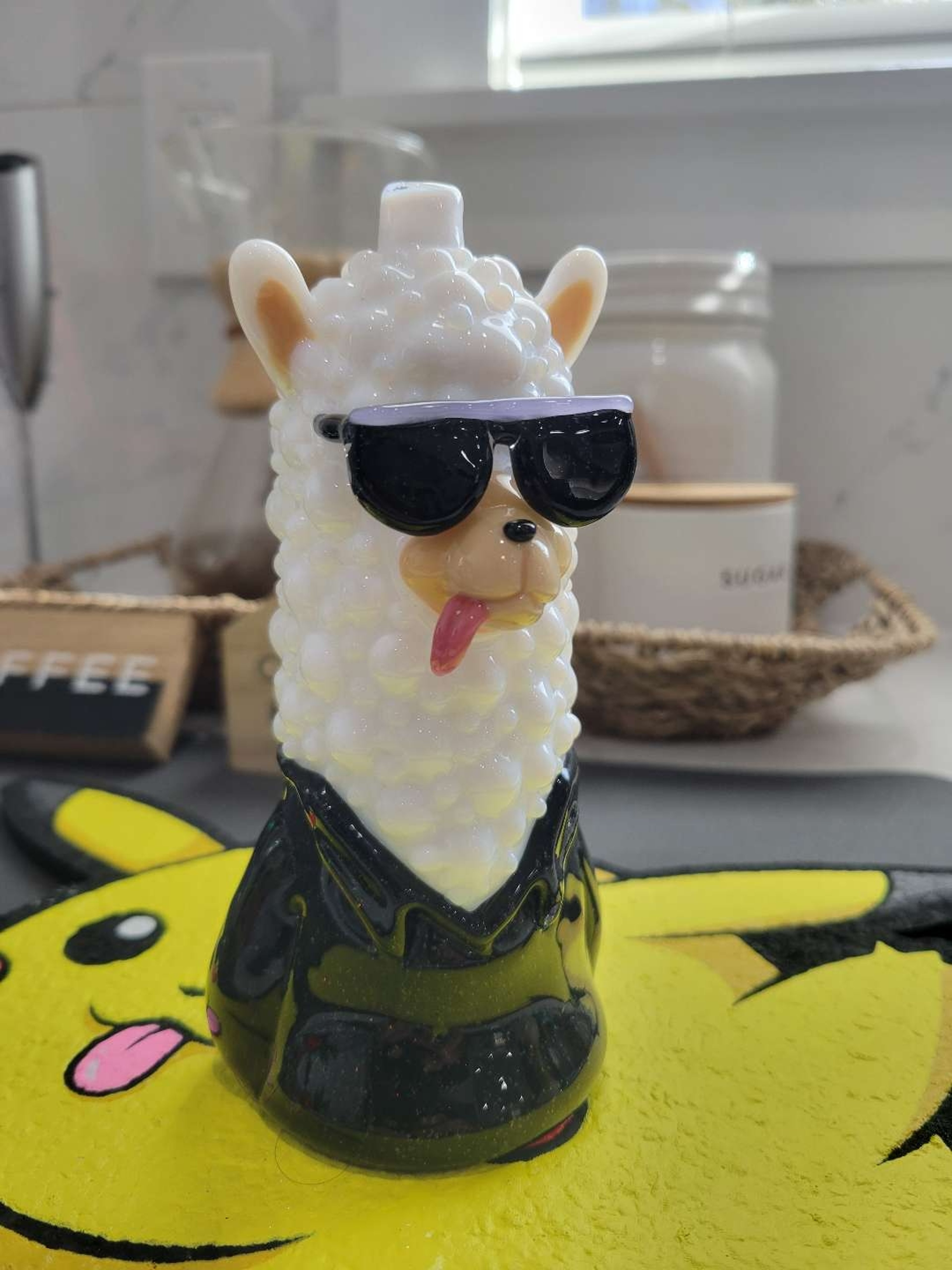 Preview pic of Hendy Glass Llama