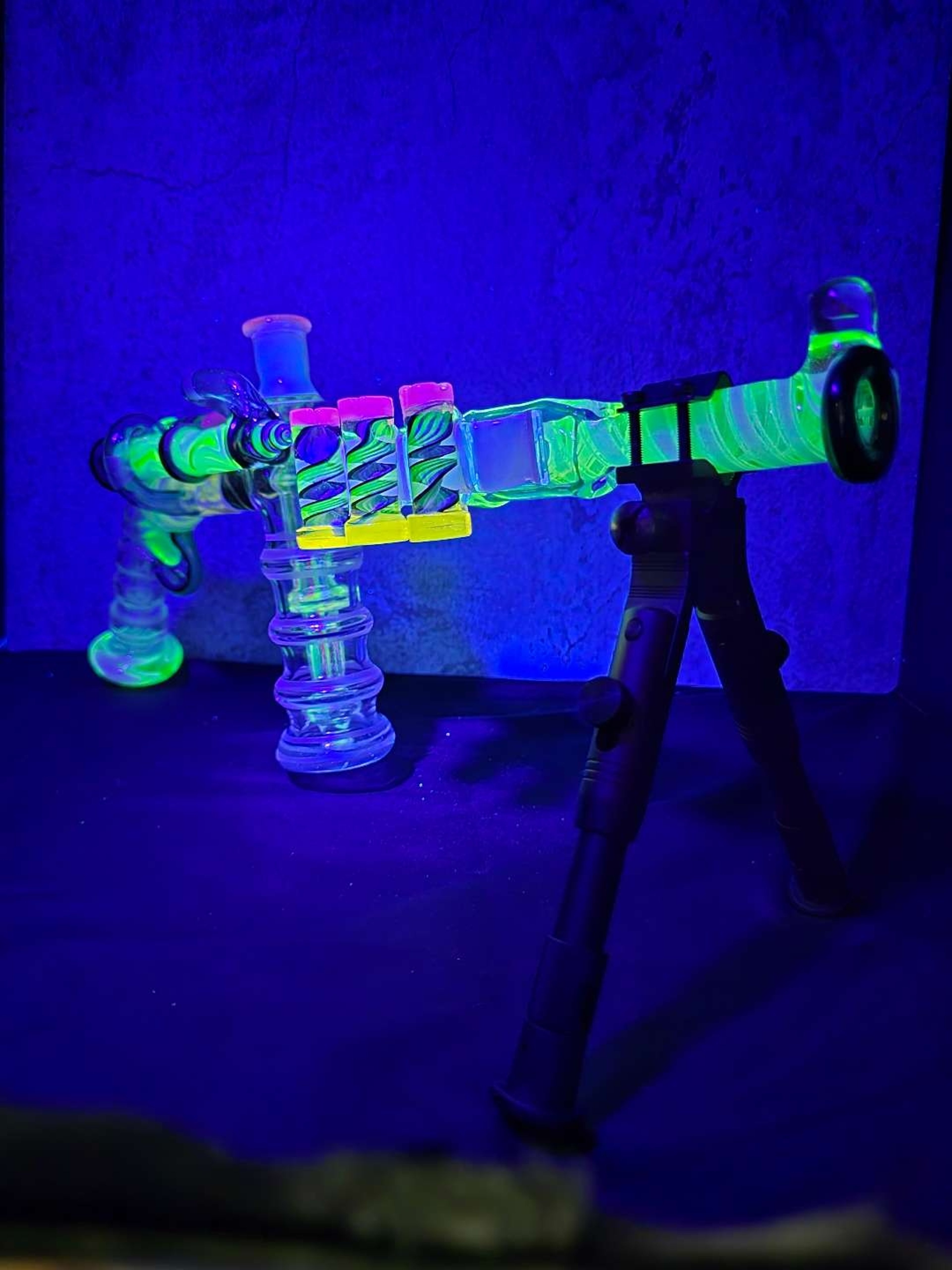 Preview pic of Double bub UV shotgun with bi-pod mount