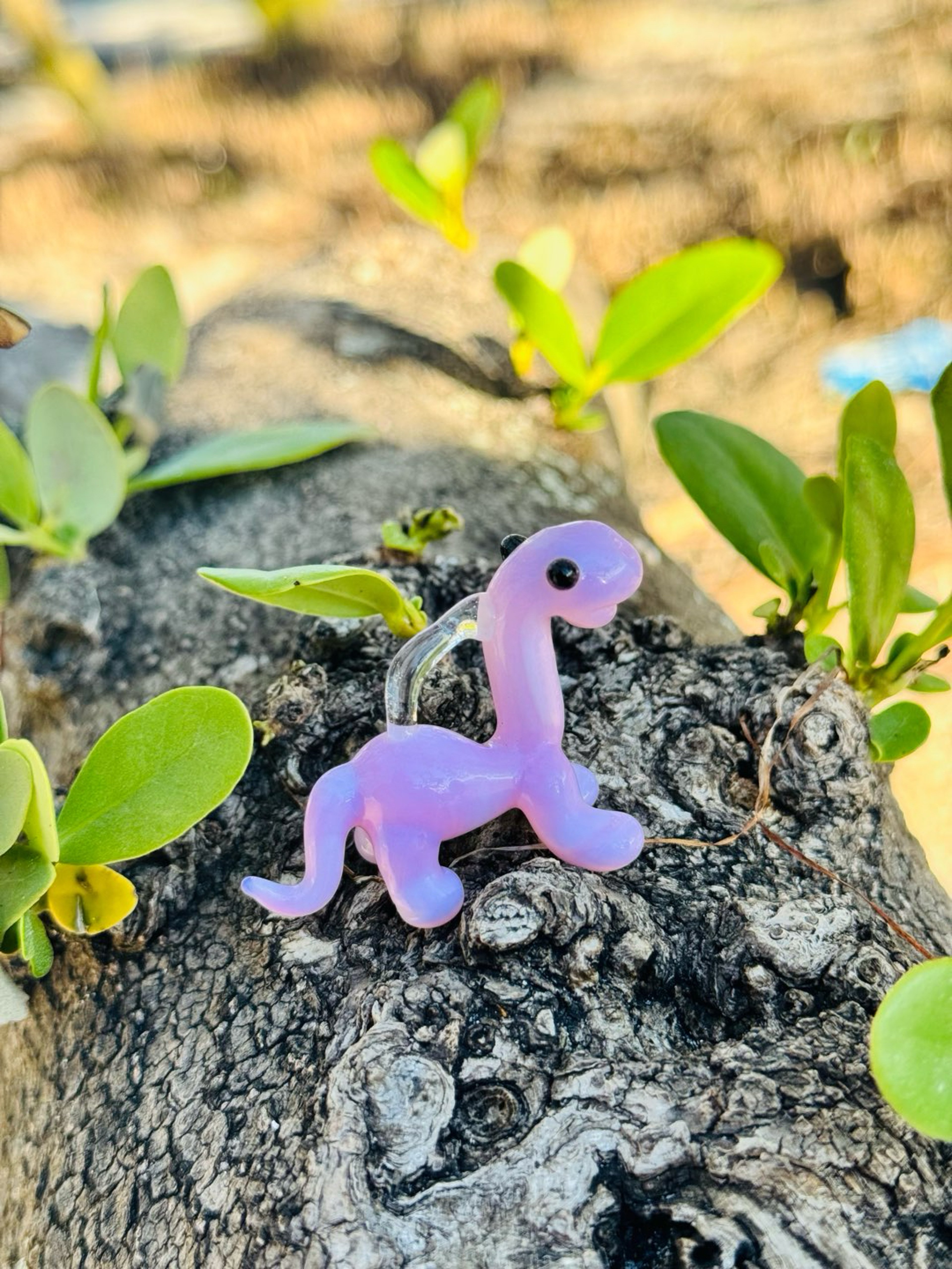 Preview pic of Dinosaur pendant pink