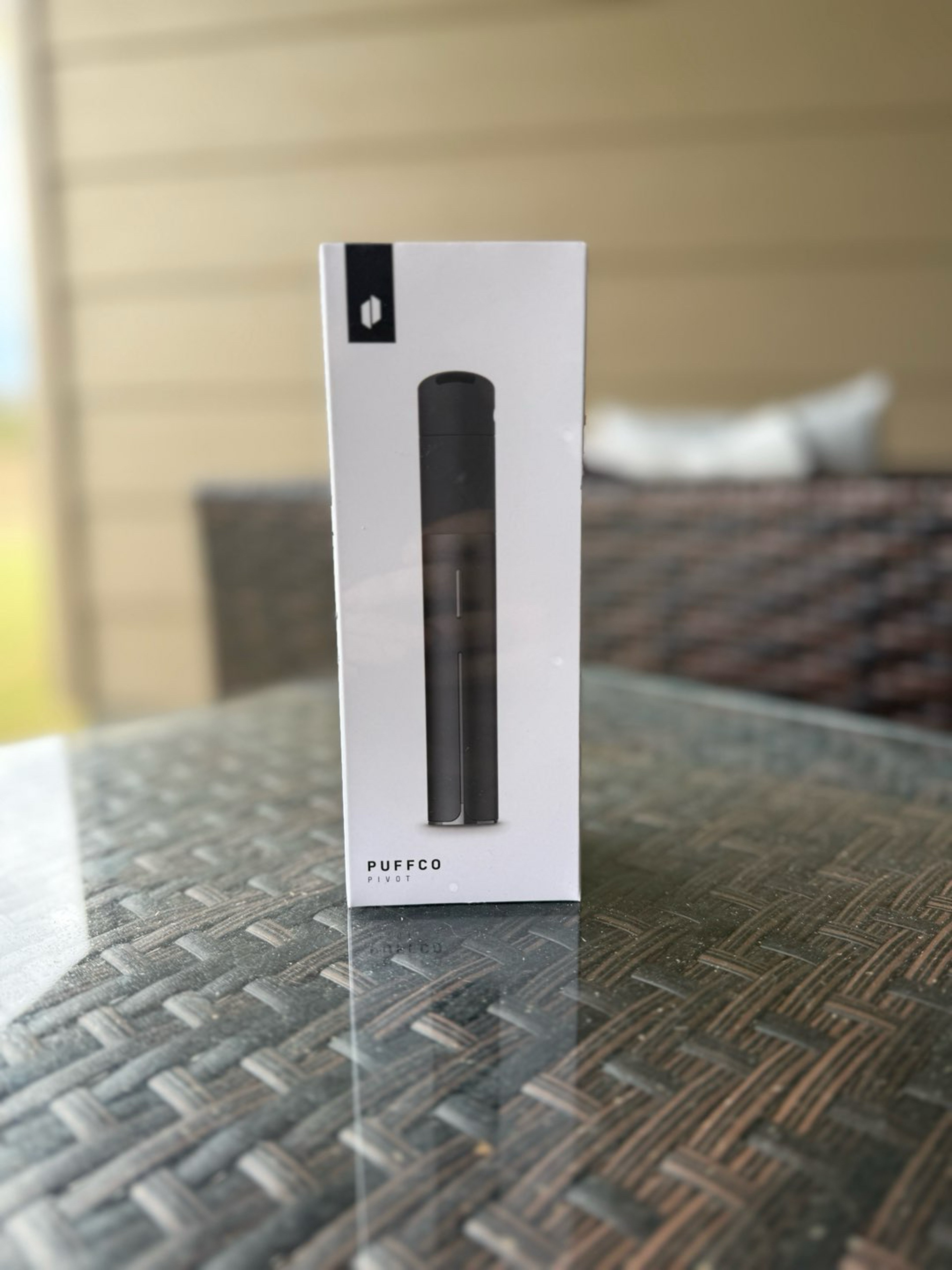 Preview pic of SALE Puffco Pivot (Onyx)