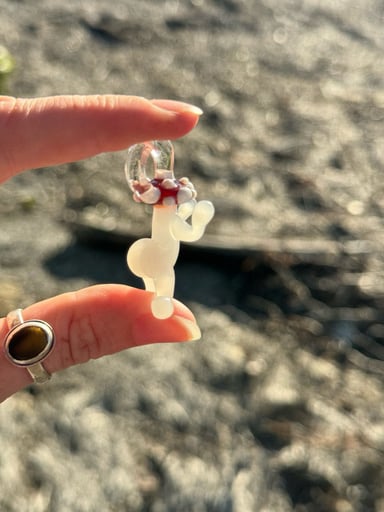 Preview pic of Dancing fungi pendant