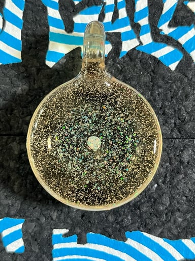 Preview pic of Clear CFL reactive opal pendant