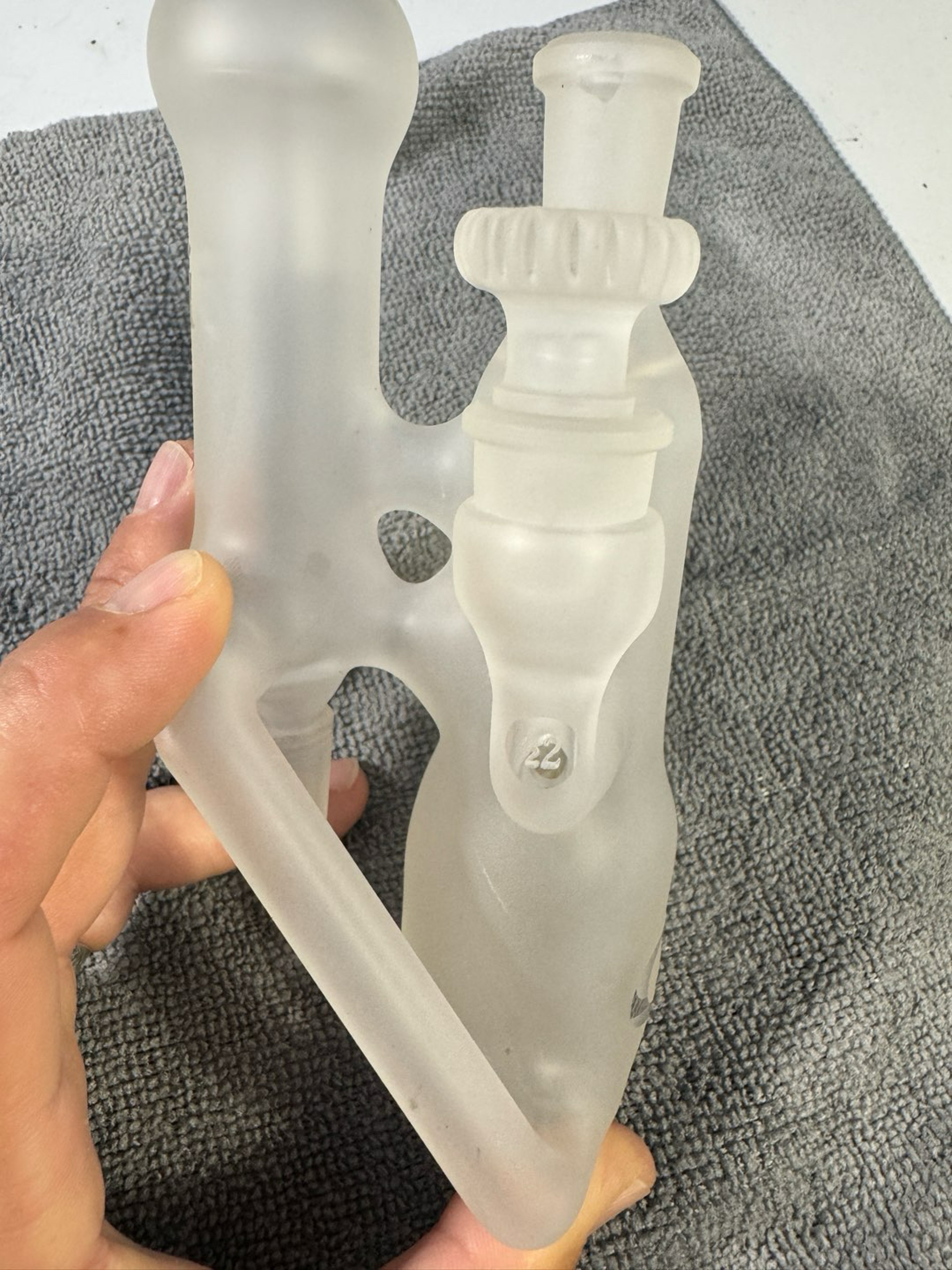 Preview pic of Goldman Glass Ashcatcher