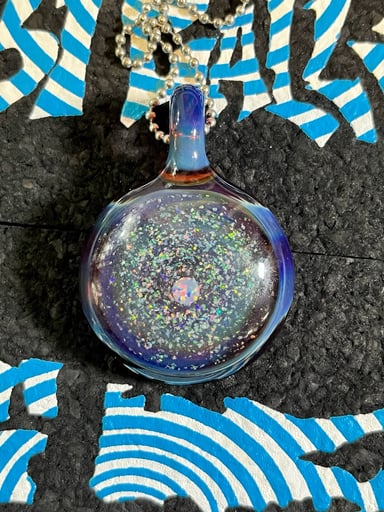 Preview pic of Opal pendant