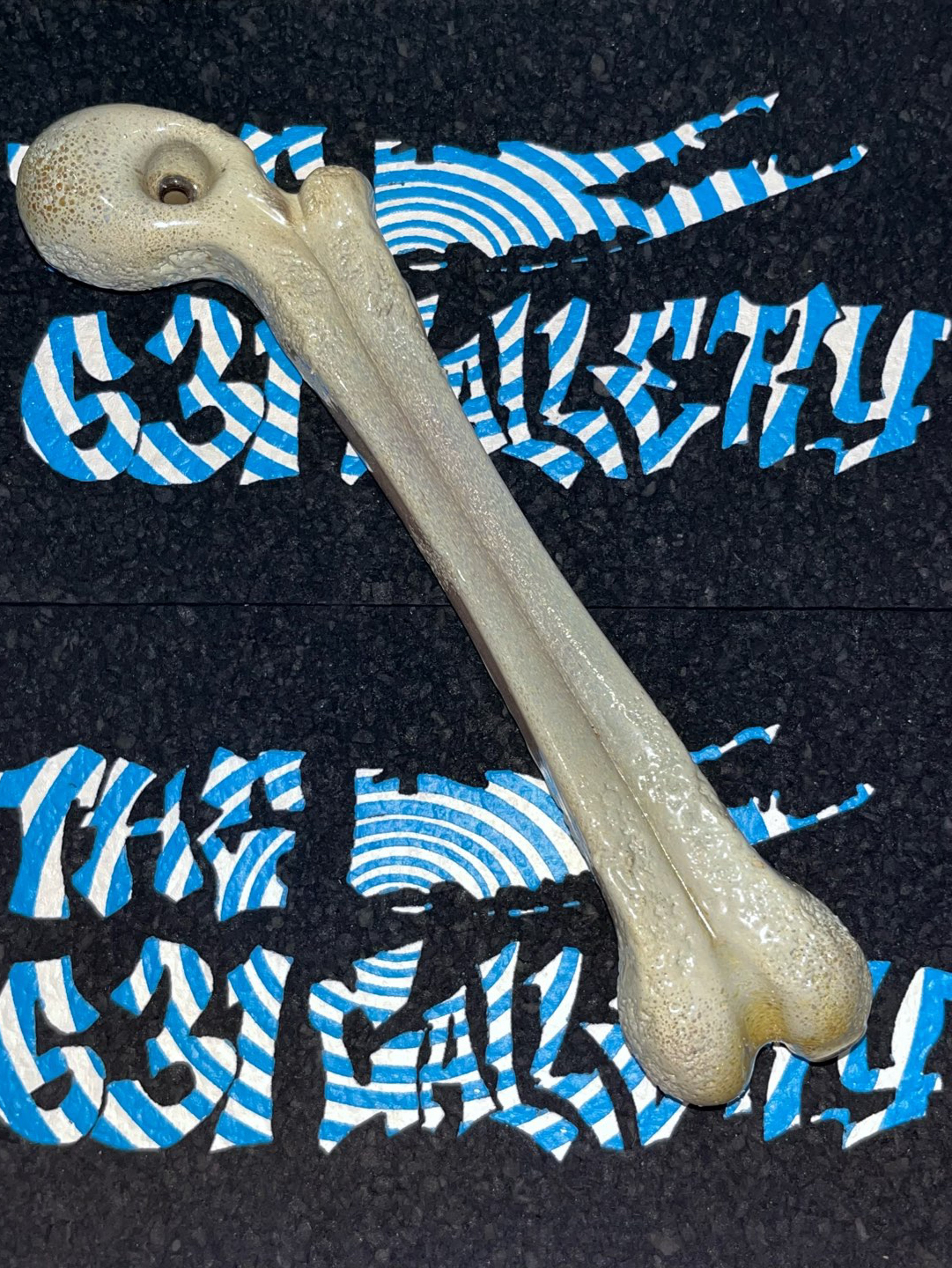 Preview pic of Grime Glass textured bone bowl