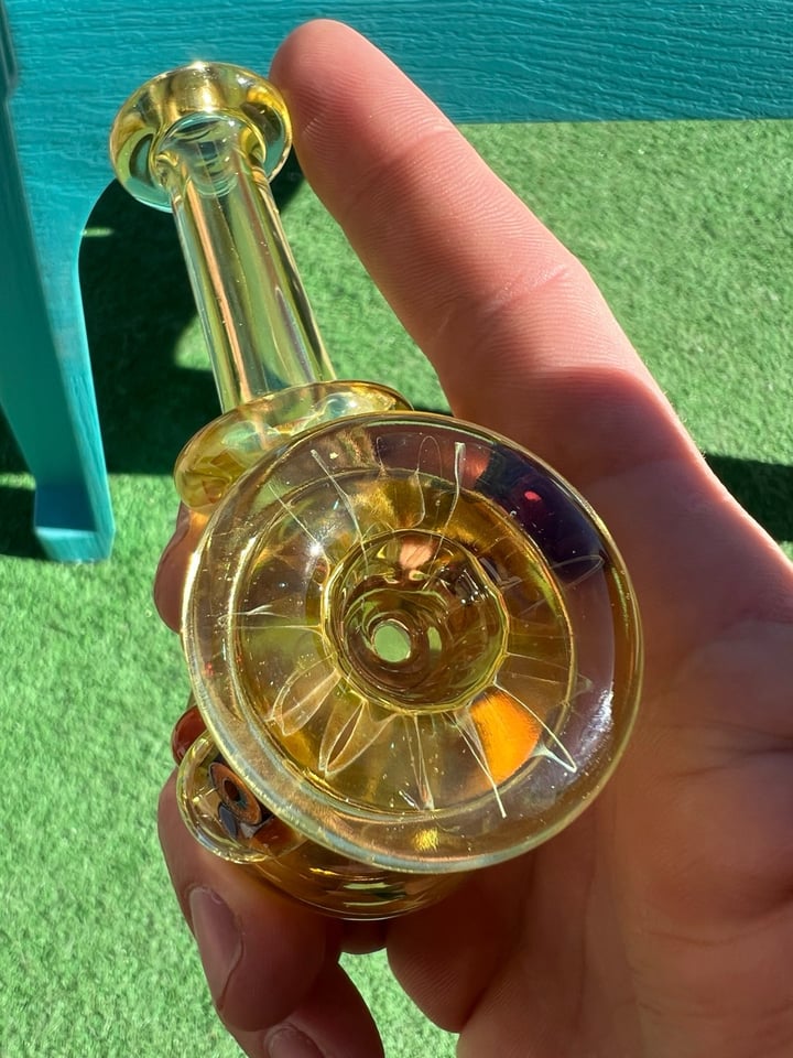 @calmbo Fume UV Hammer Dry Pipe | Shop Calmbo on GlassPass