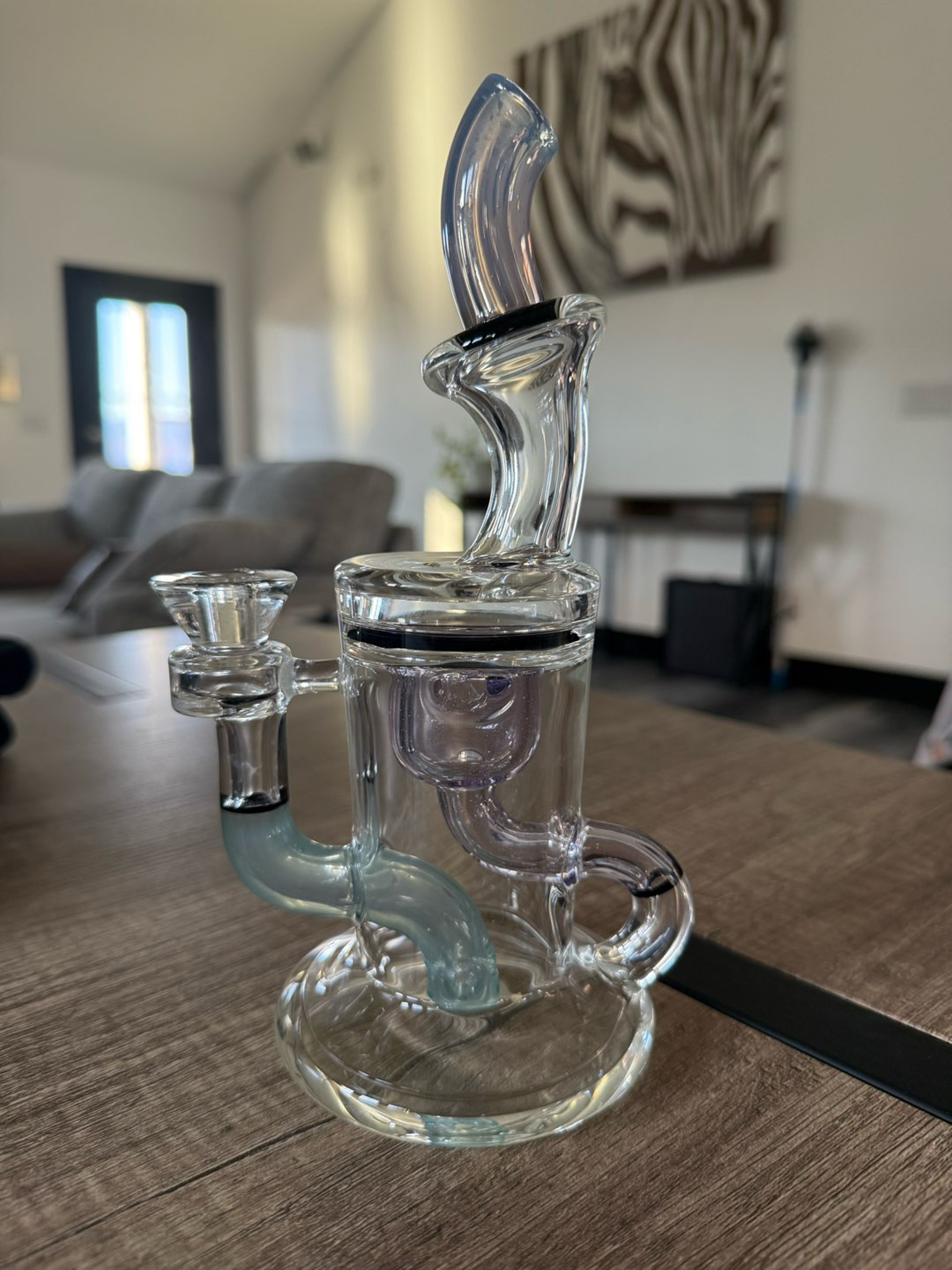 Preview pic of Beautiful recycler rig by glassblowing business