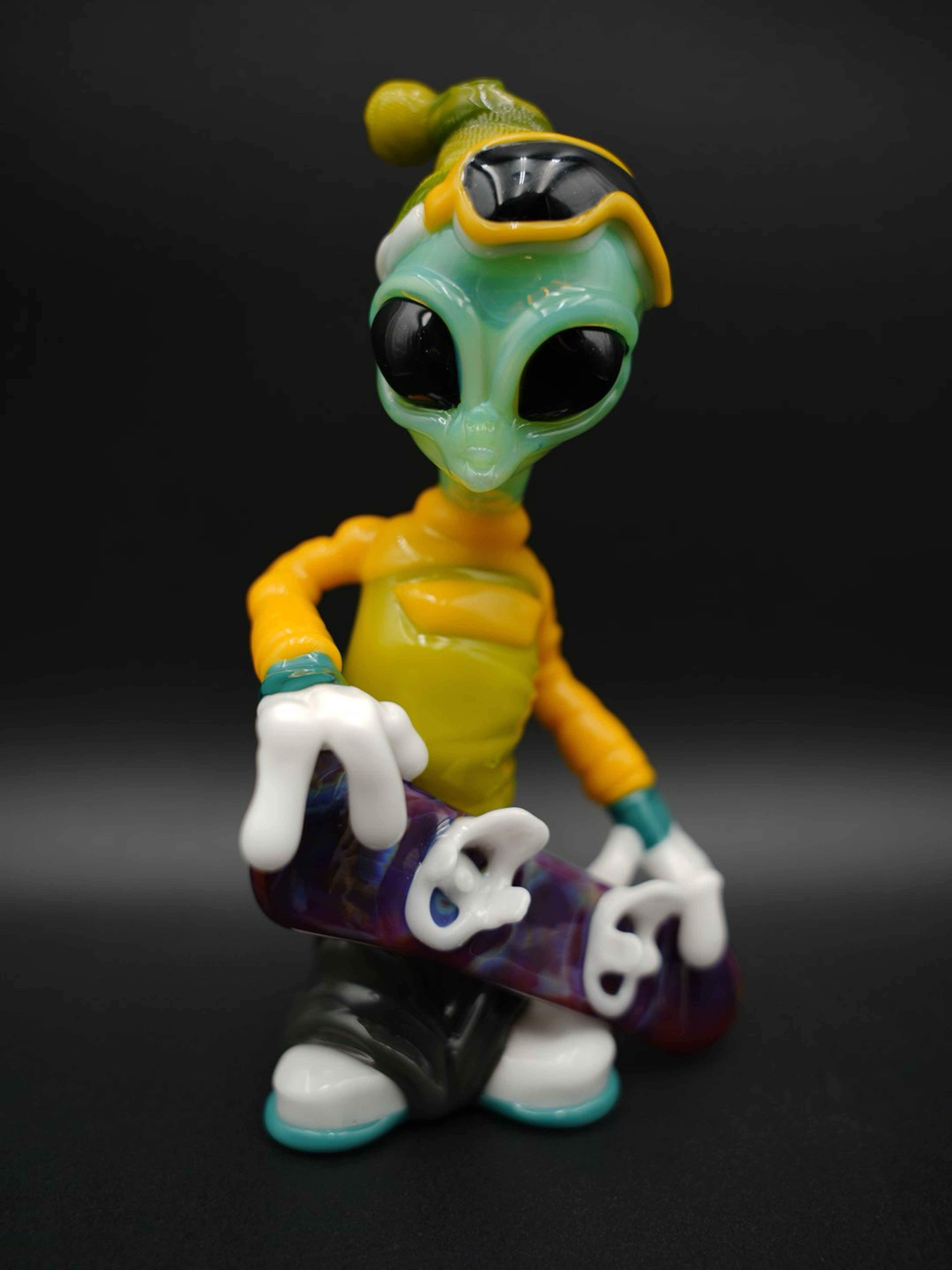 Preview pic of Snowboard Alien