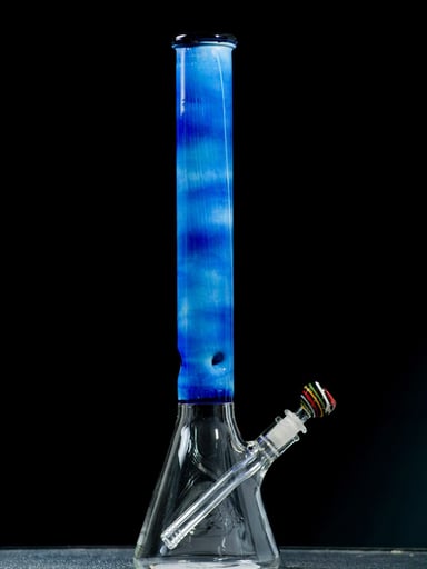 Preview pic of Midnight Blue Beaker Bong