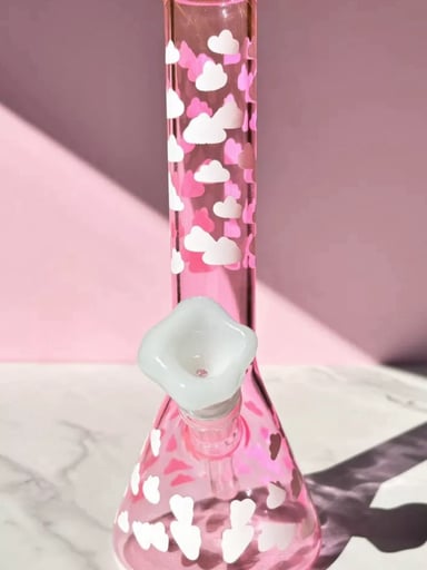 Preview pic of 10 inch cloud nine bong