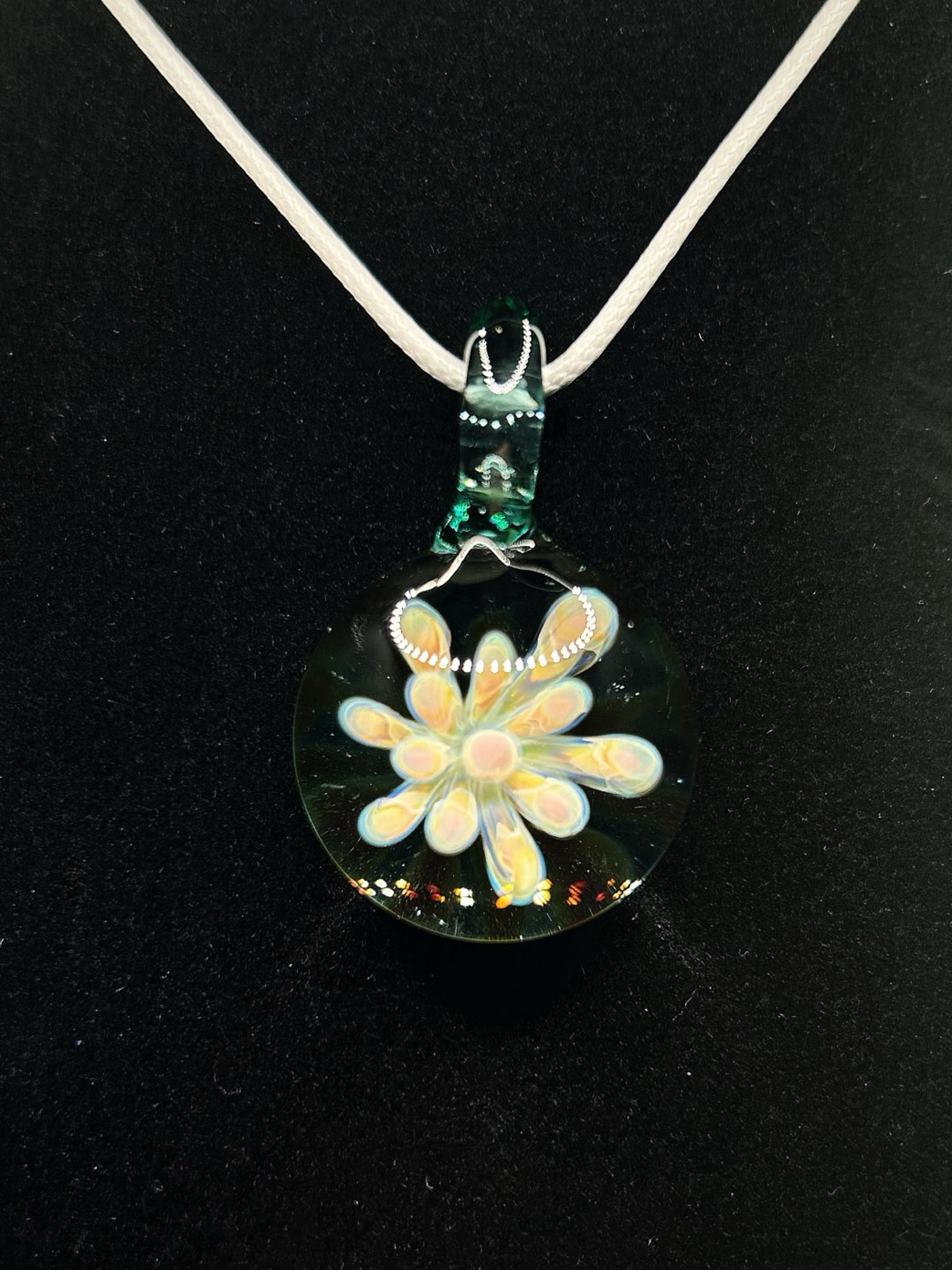 Preview pic of MarvinsGlass024 No Reserve Auction! 🌸