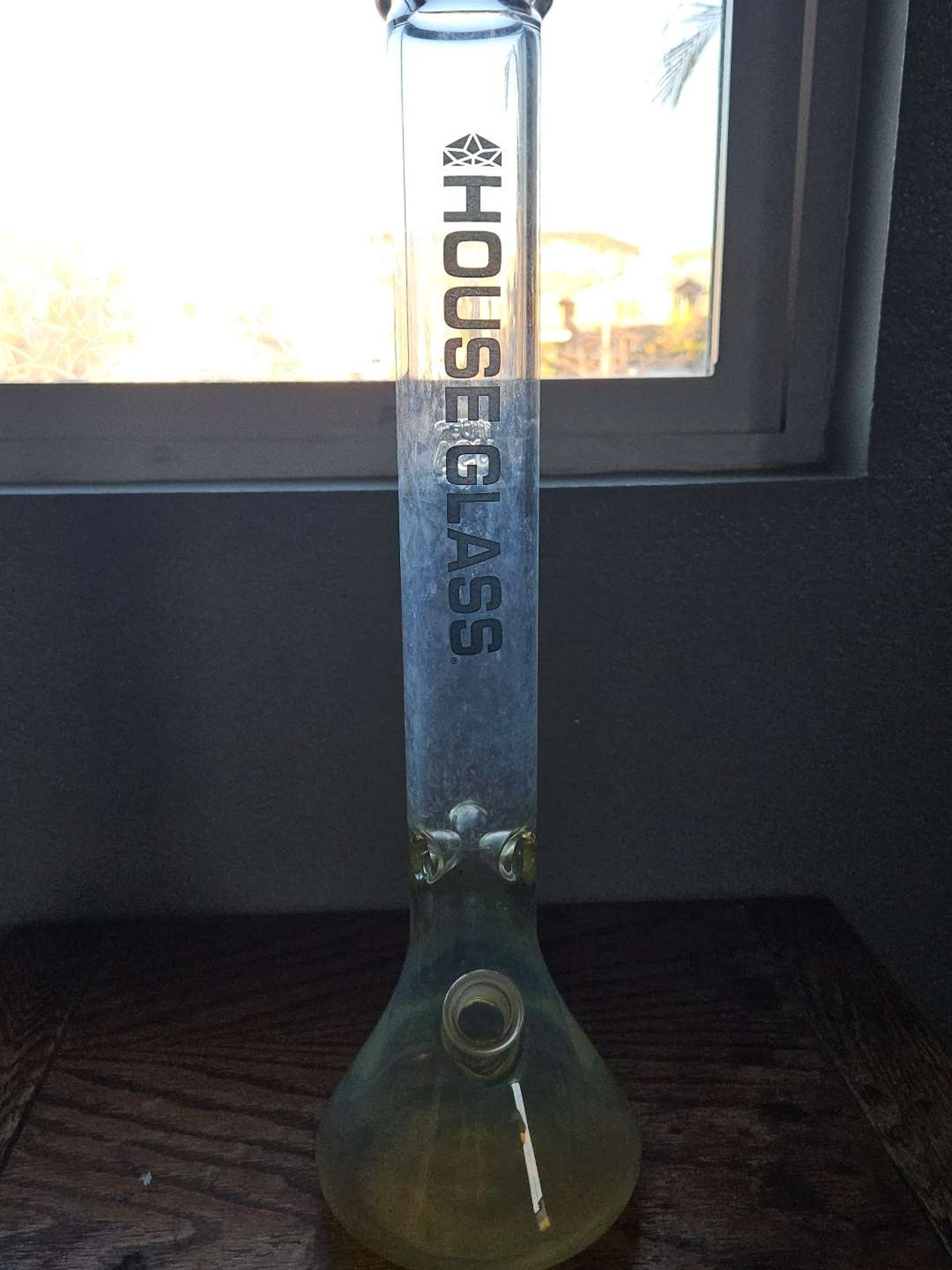 Preview pic of House Glass - 18"