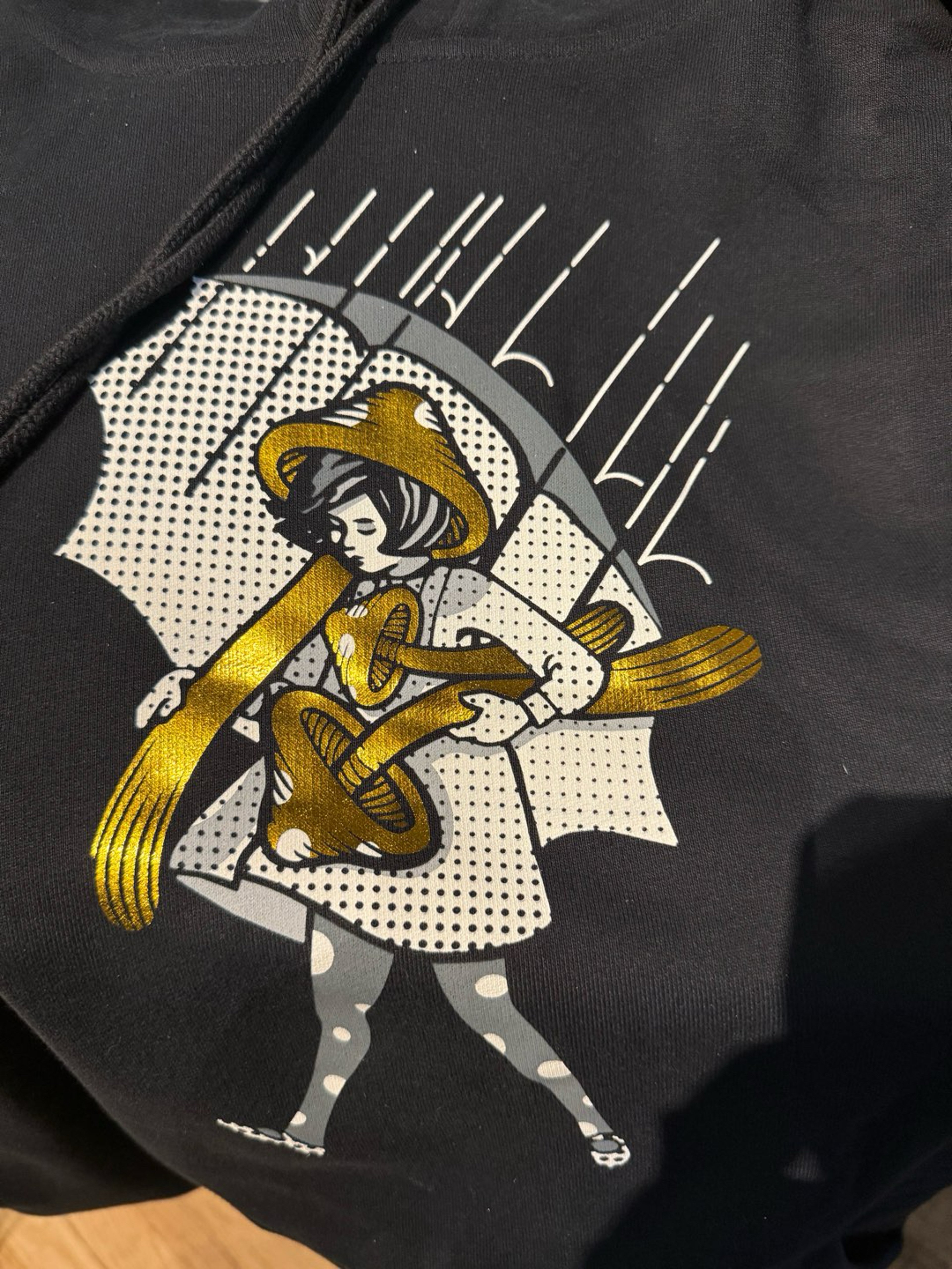 Preview pic of **New** 2xl slinger golden teacher pullover hoodie