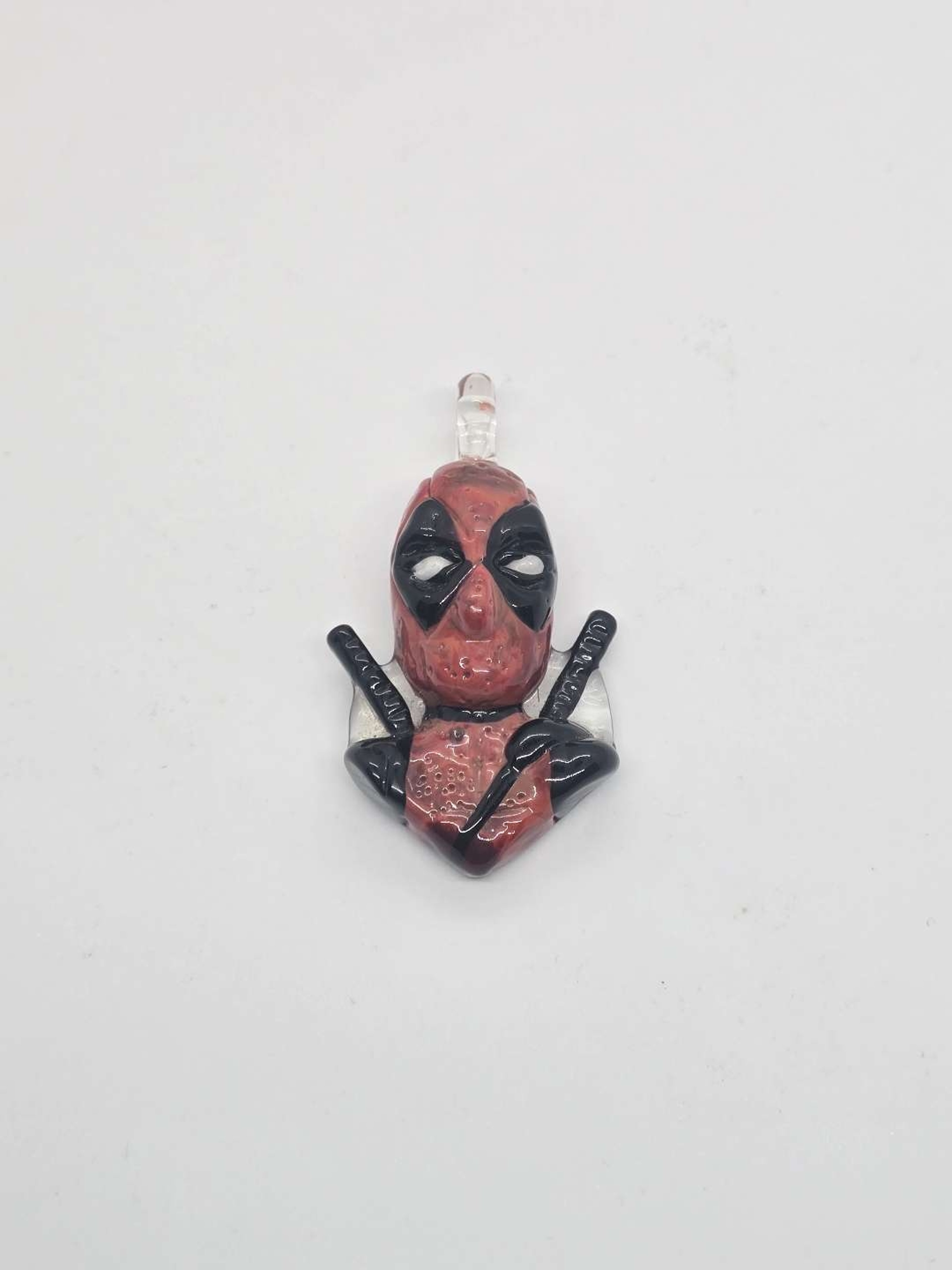 Preview pic of Deadpool Sculpted Pendant