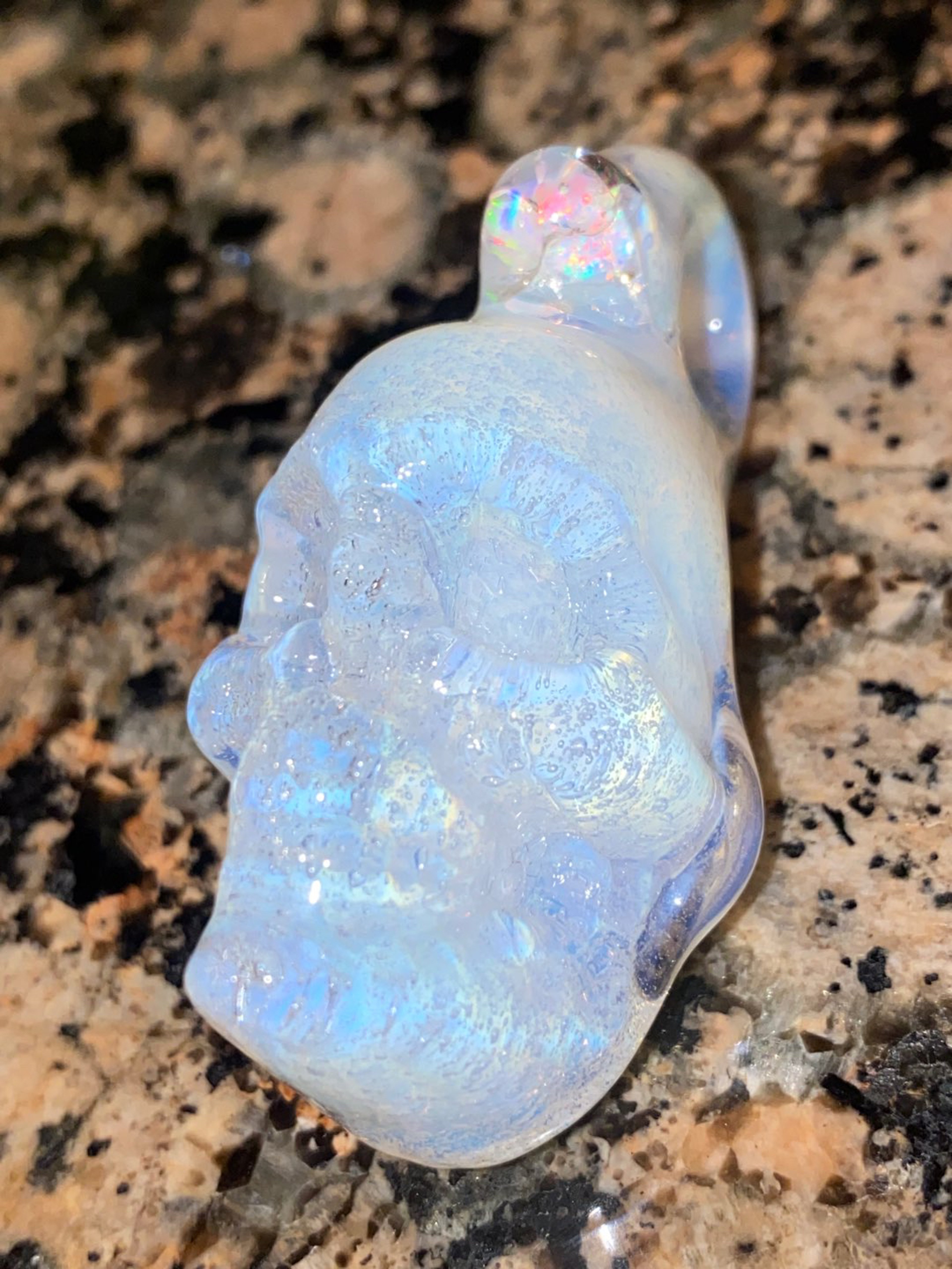 Preview pic of Kburg Skull Pendy w/ cracked (broken) opal