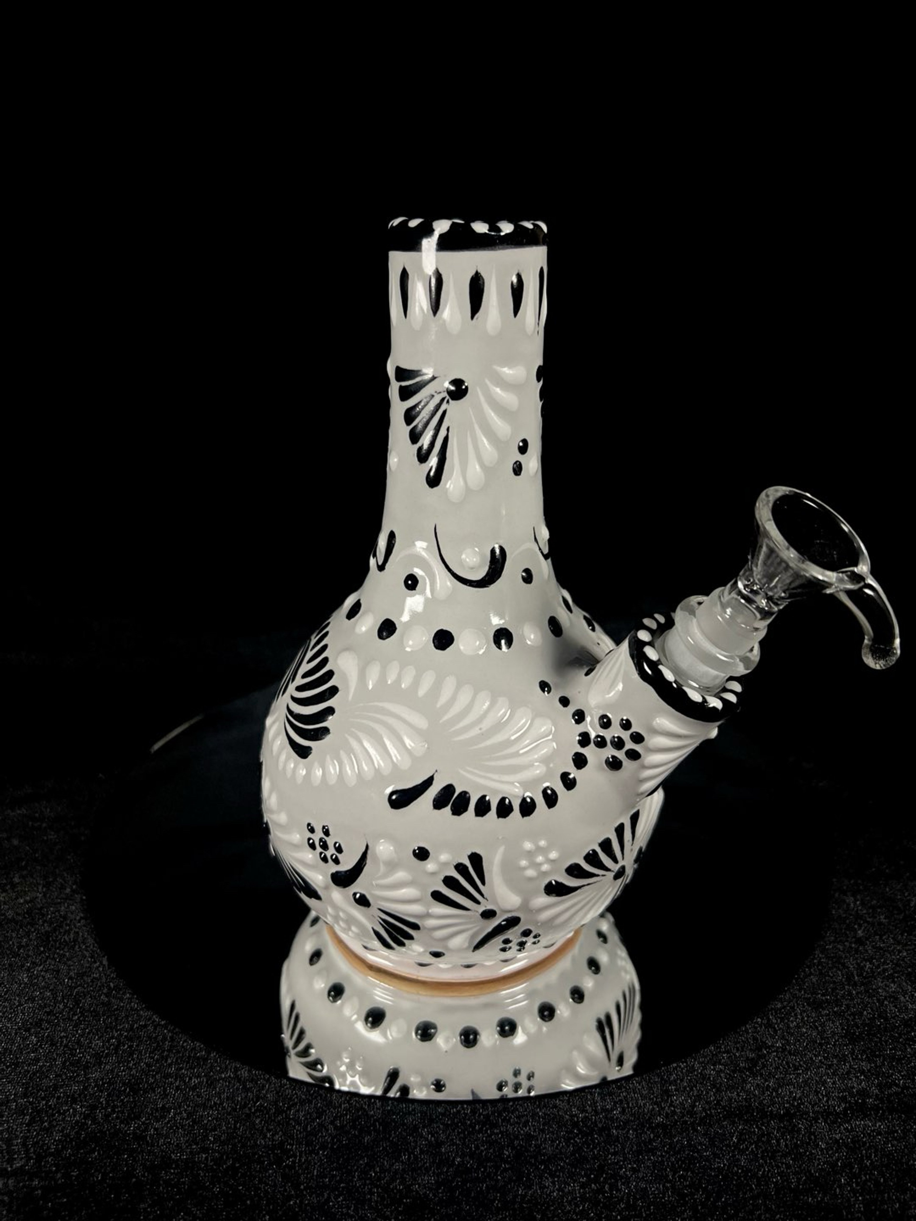 Preview pic of Medium Talavera Bong
