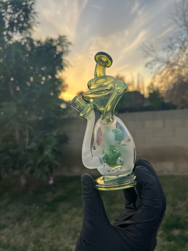 Preview pic of BTGB recycler Green yoshi