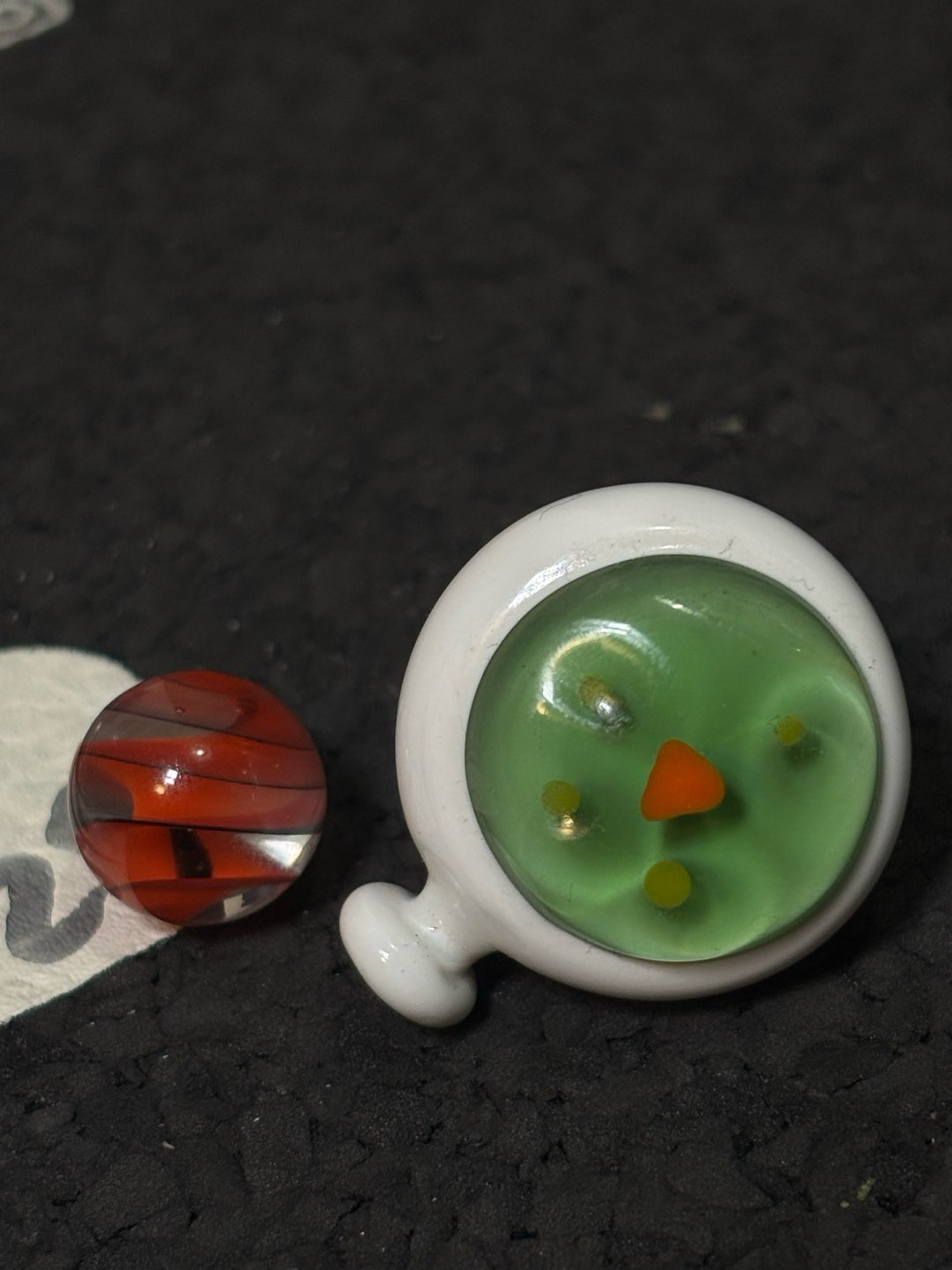 Preview pic of Dragon radar cap and valve mib