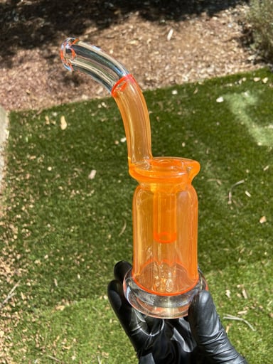 Preview pic of C lanni 2 hole bubbler