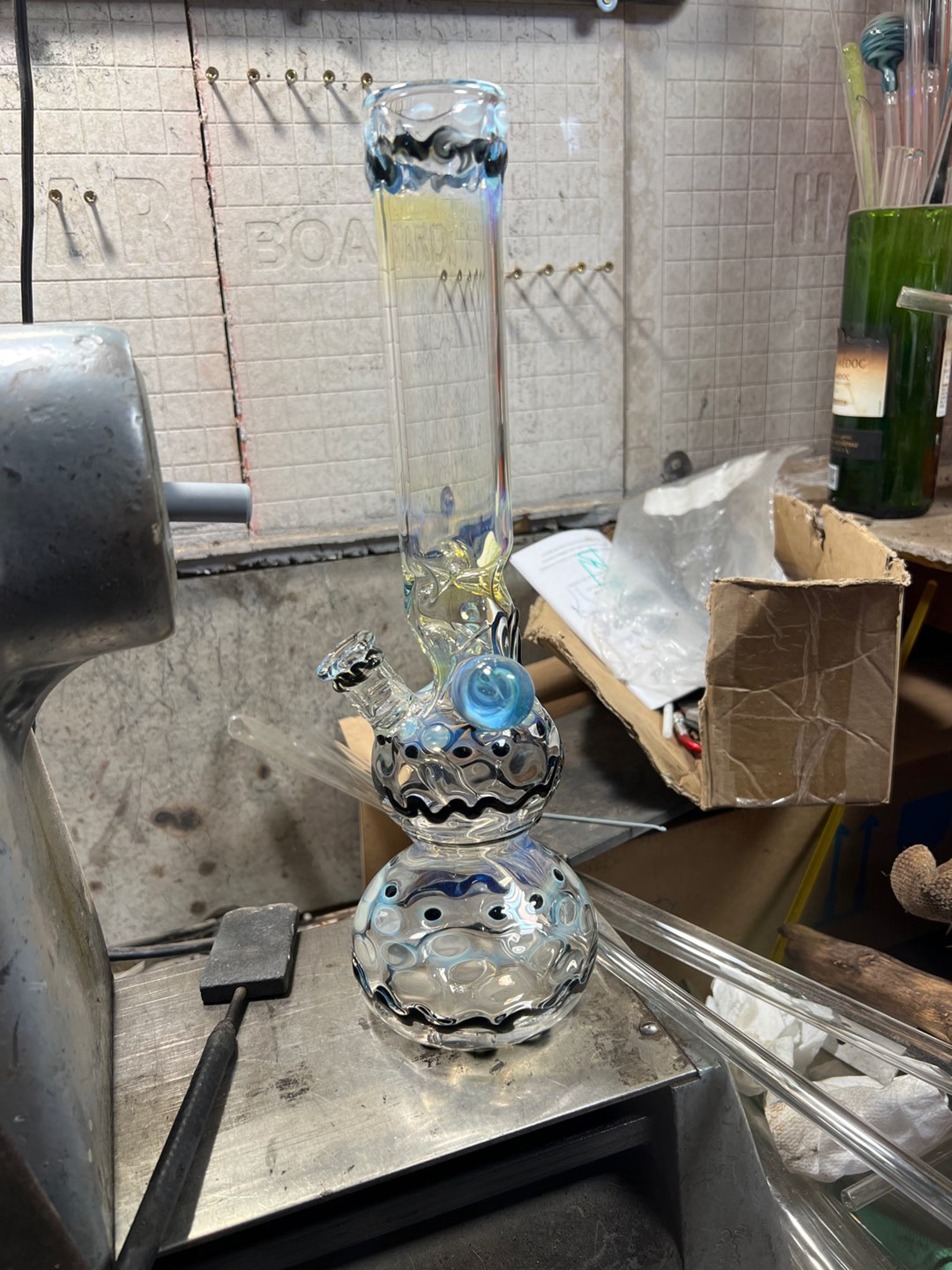 Preview pic of 14” heady fumed 14mm 4 hole bong