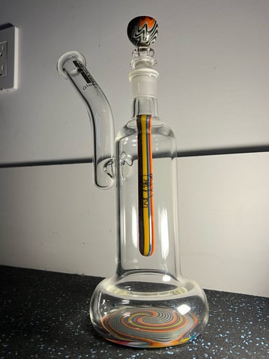 Preview pic of Dancing Bear WigWag Bubbler