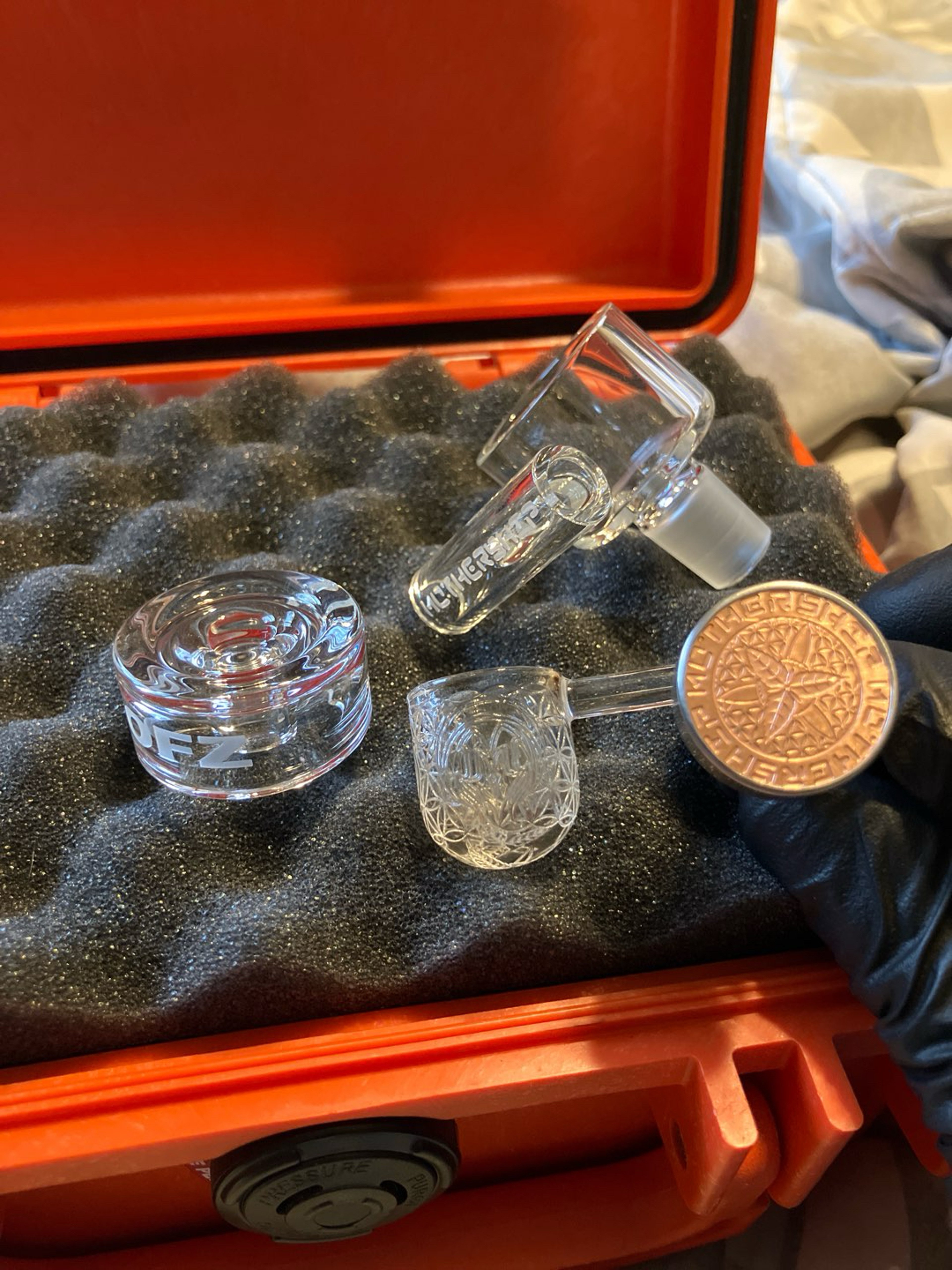 Preview pic of Mothership clear bucket set(brand new) rose gold swing