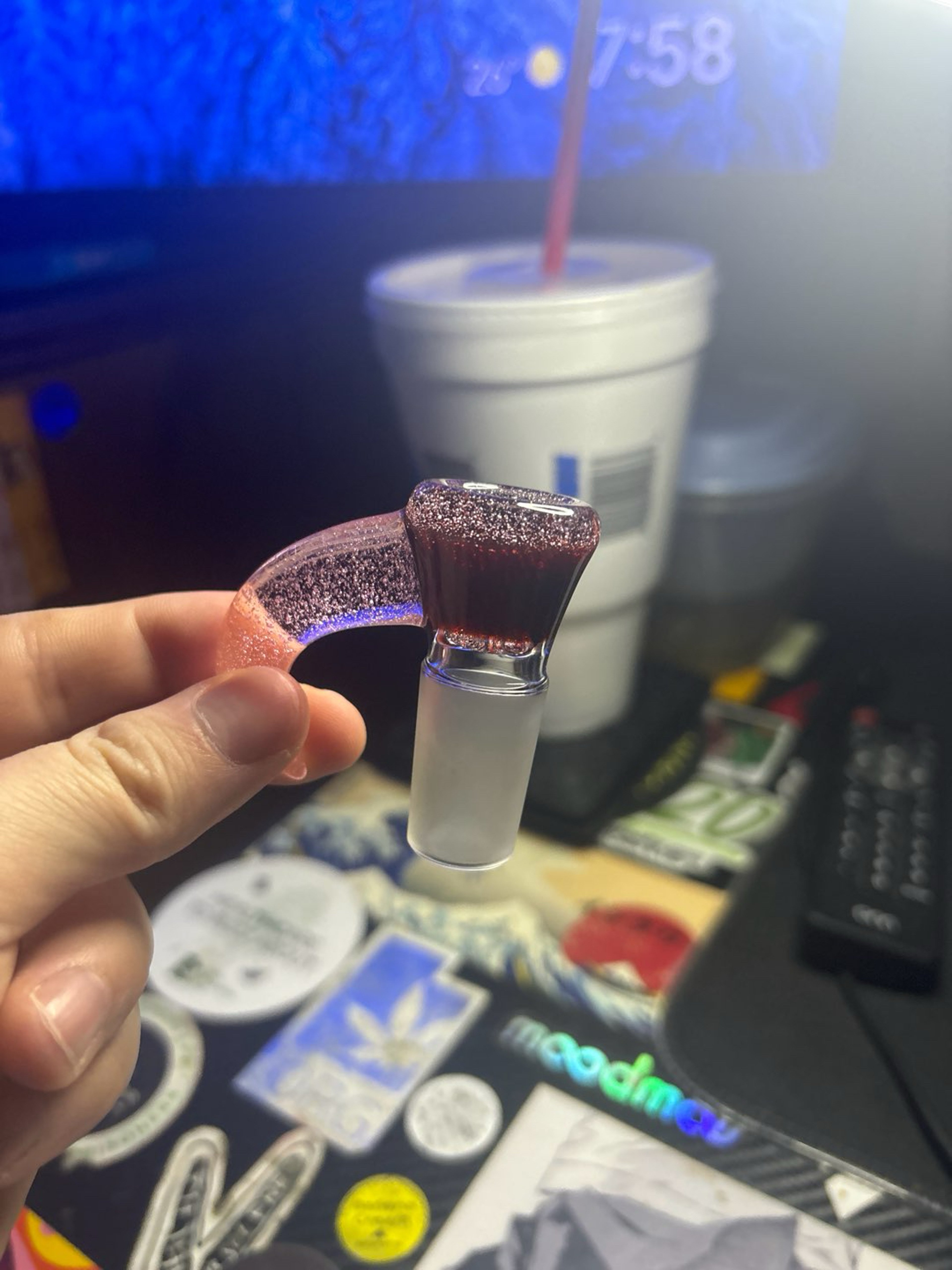 Preview pic of Valts glass 18mm Horn Slide