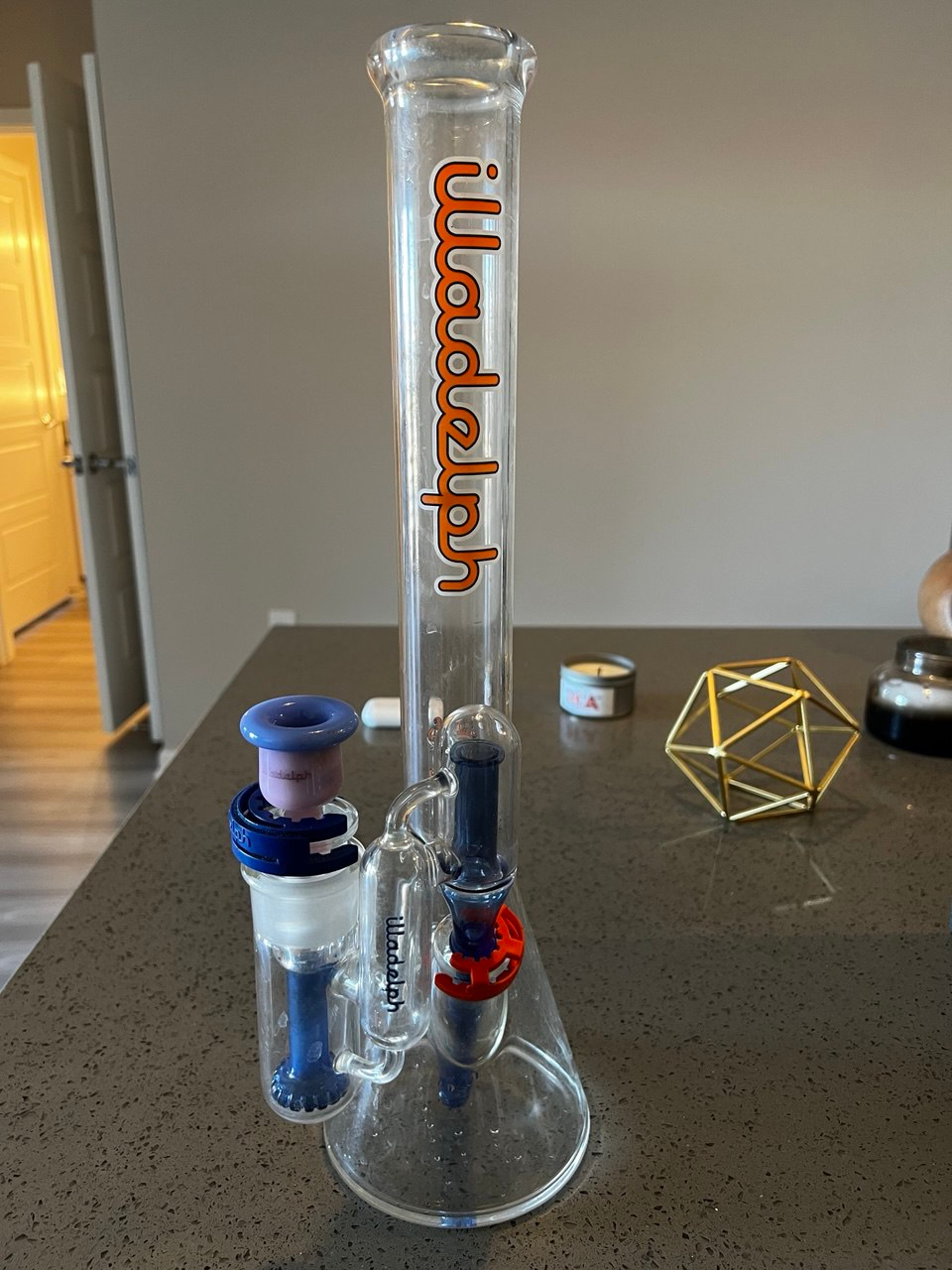 Preview pic of Illadelph bong