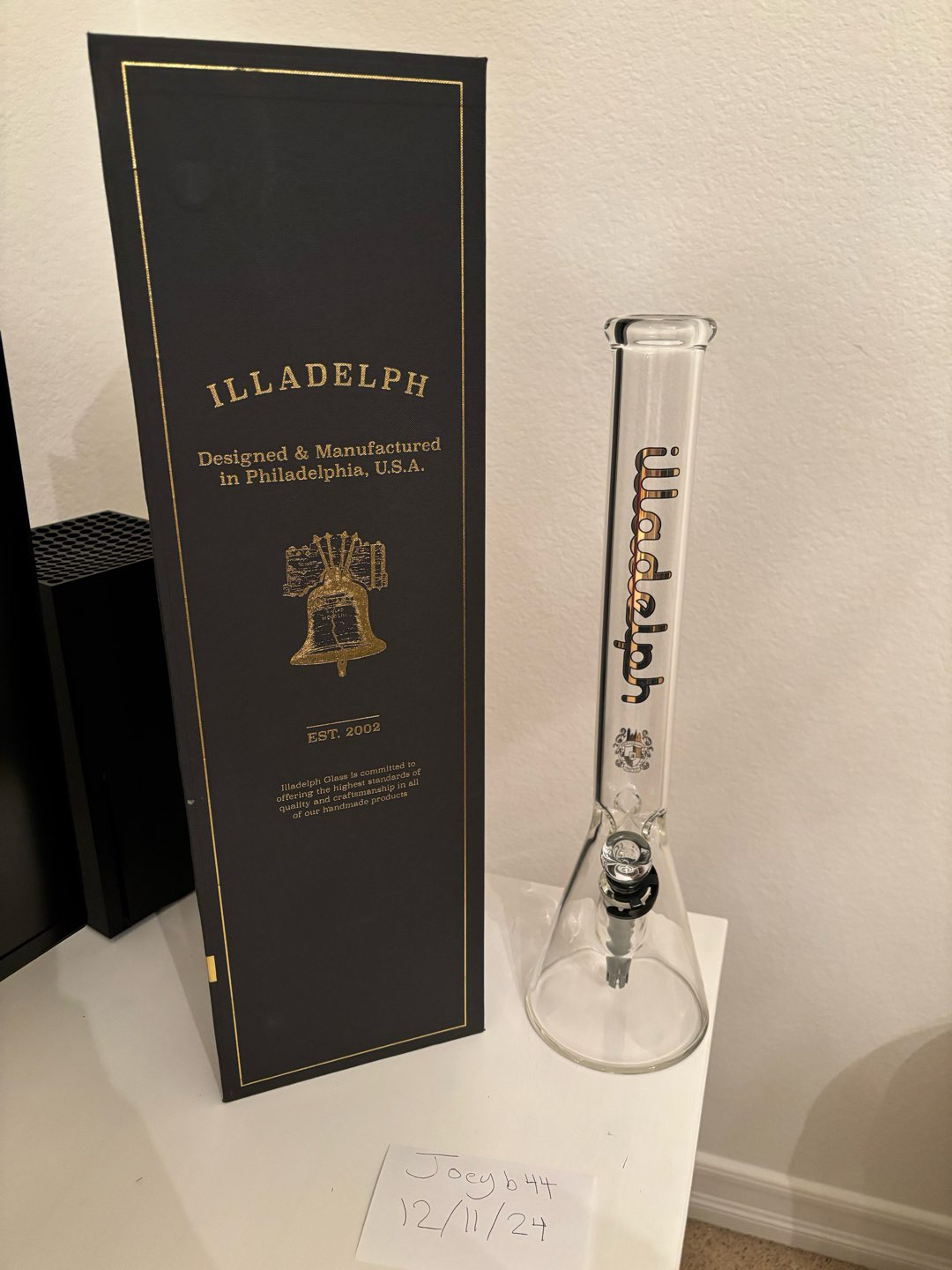 Preview pic of Illadelph Medium Gold Beaker