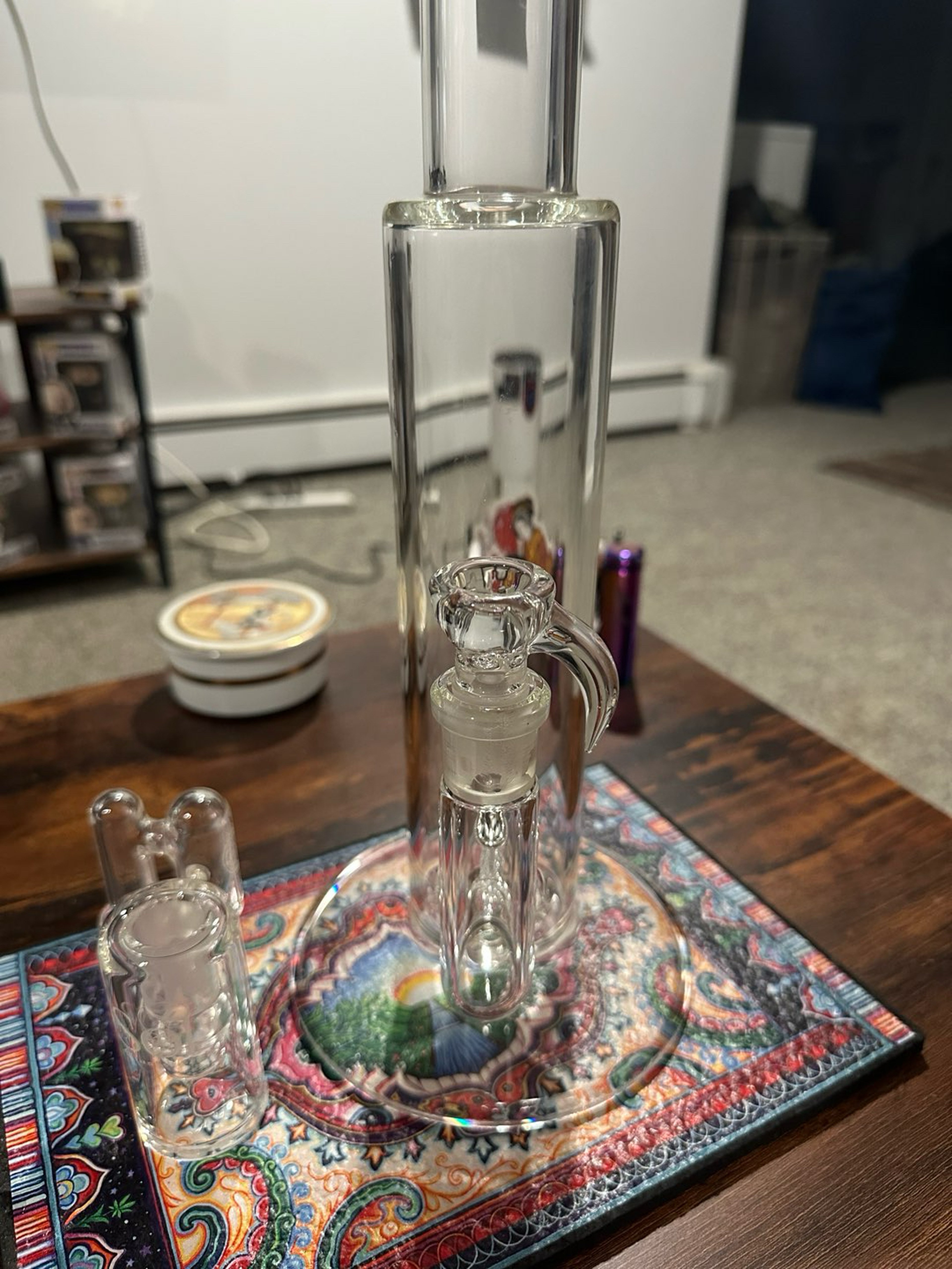 Preview pic of Sovereignty StemLine 2 up one down queen with SoL ash catcher and original slide.