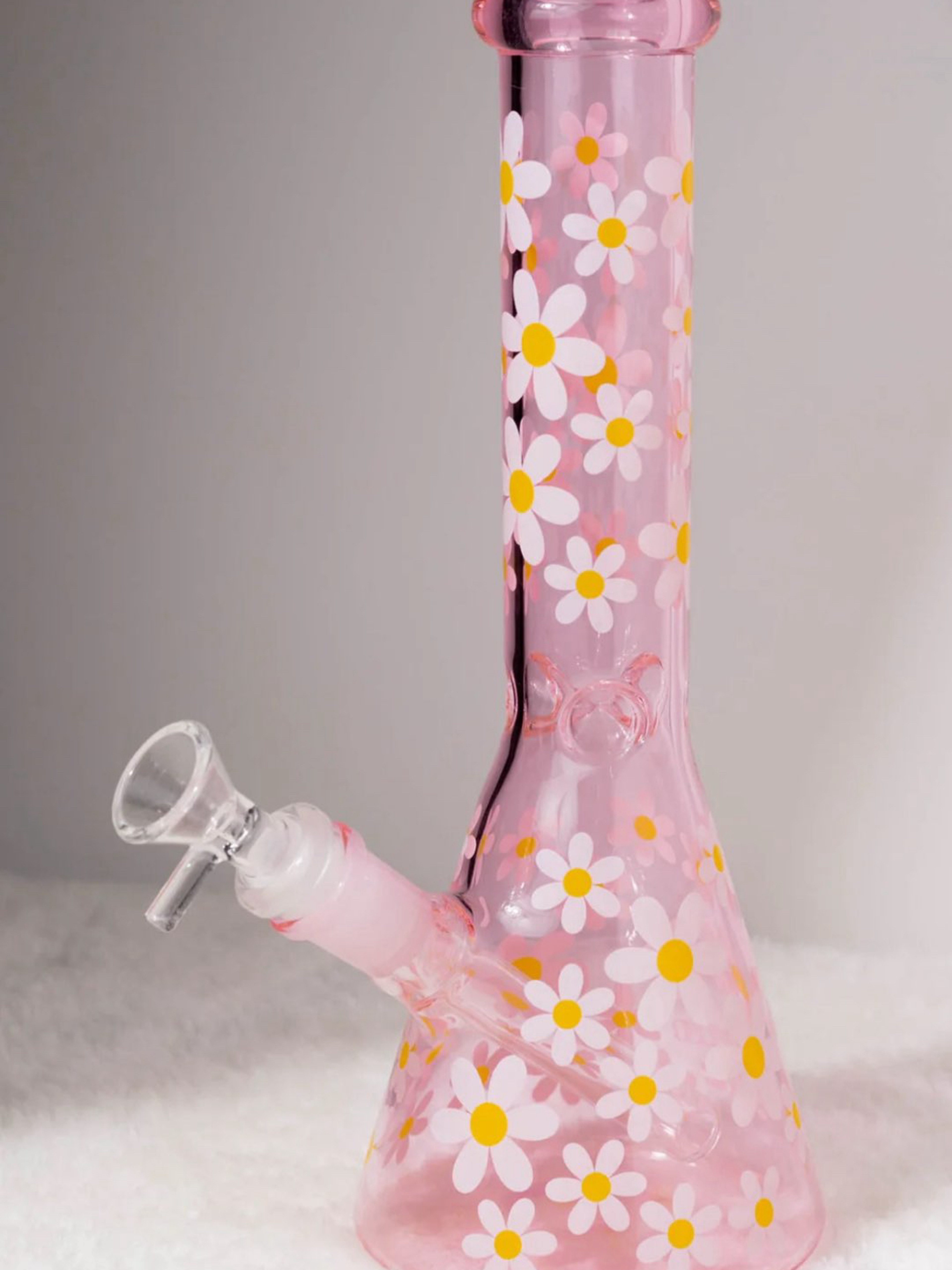 Preview pic of Retro Pink daisy bong