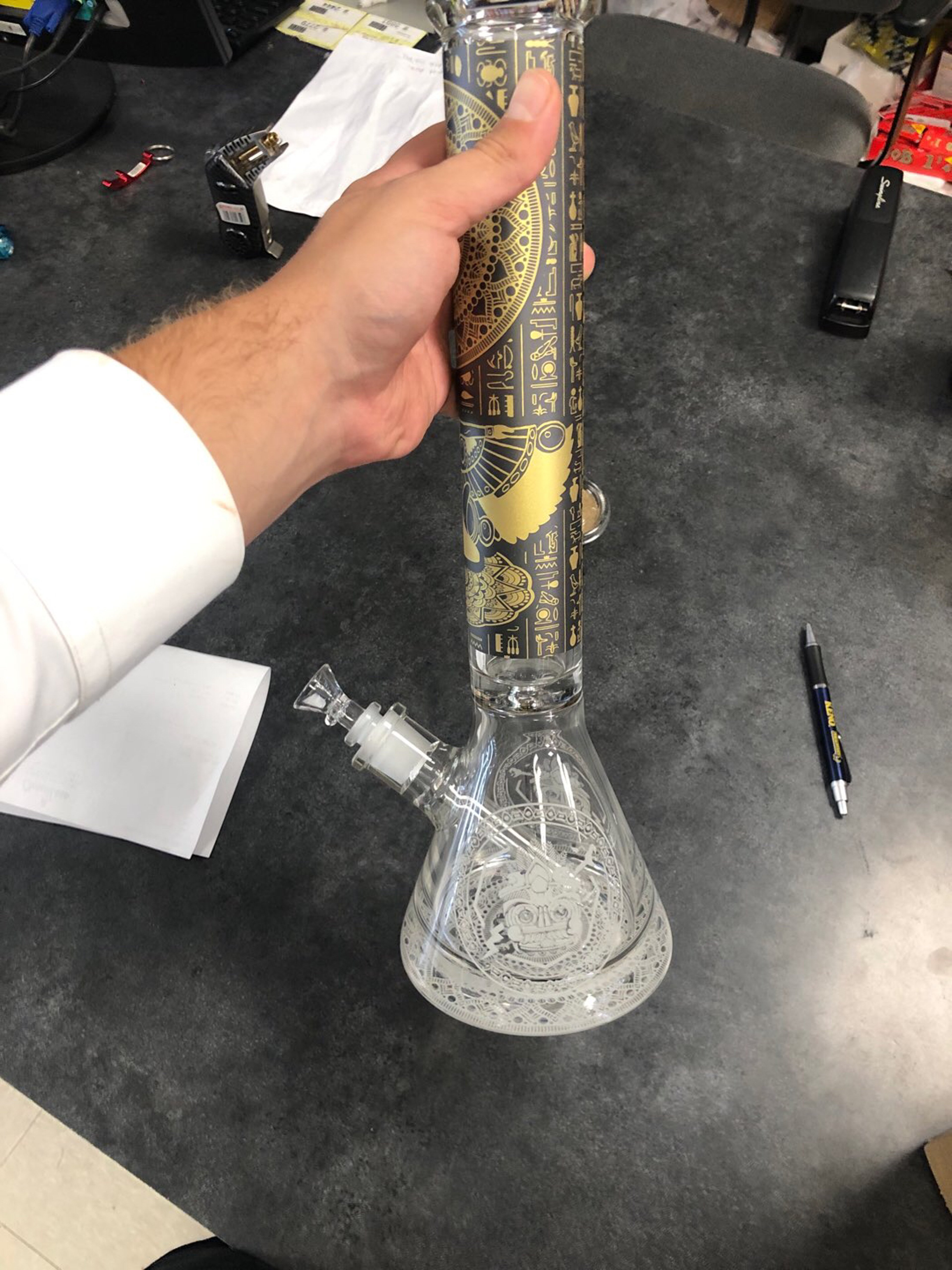 Preview pic of Large Egyptian style bong