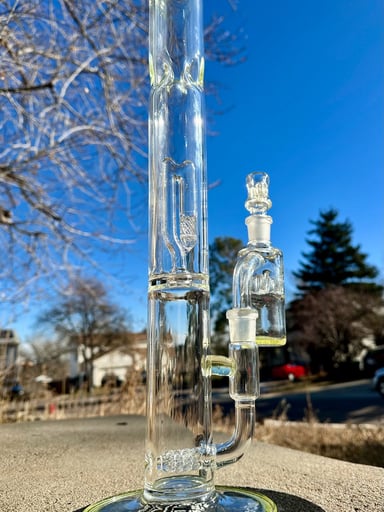 Preview pic of Rare Gordo Scientific stem line to hook perc UV