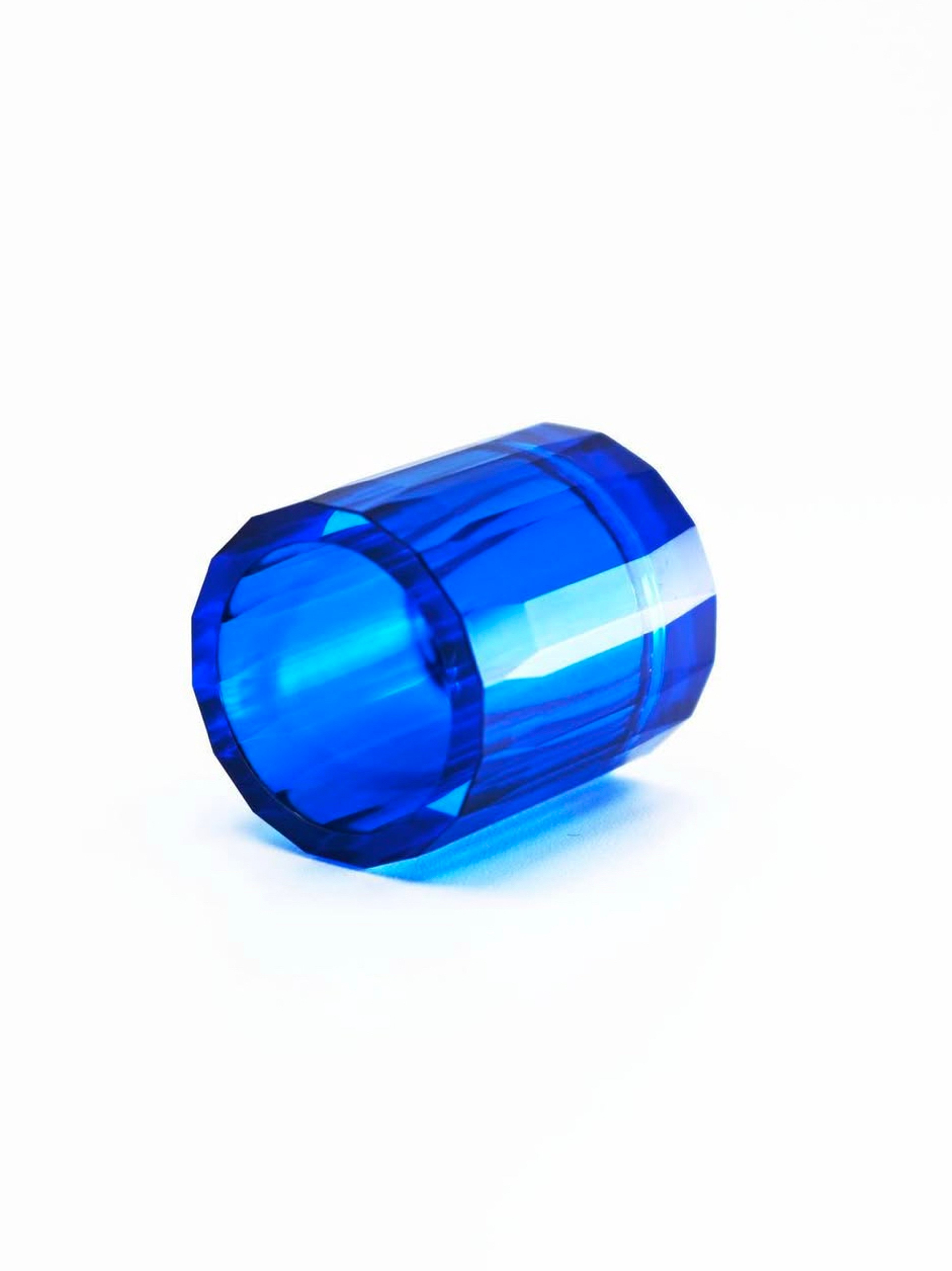 Preview pic of Adapt tech 19mm XL golden ratio blue sapphire faceted princess cut