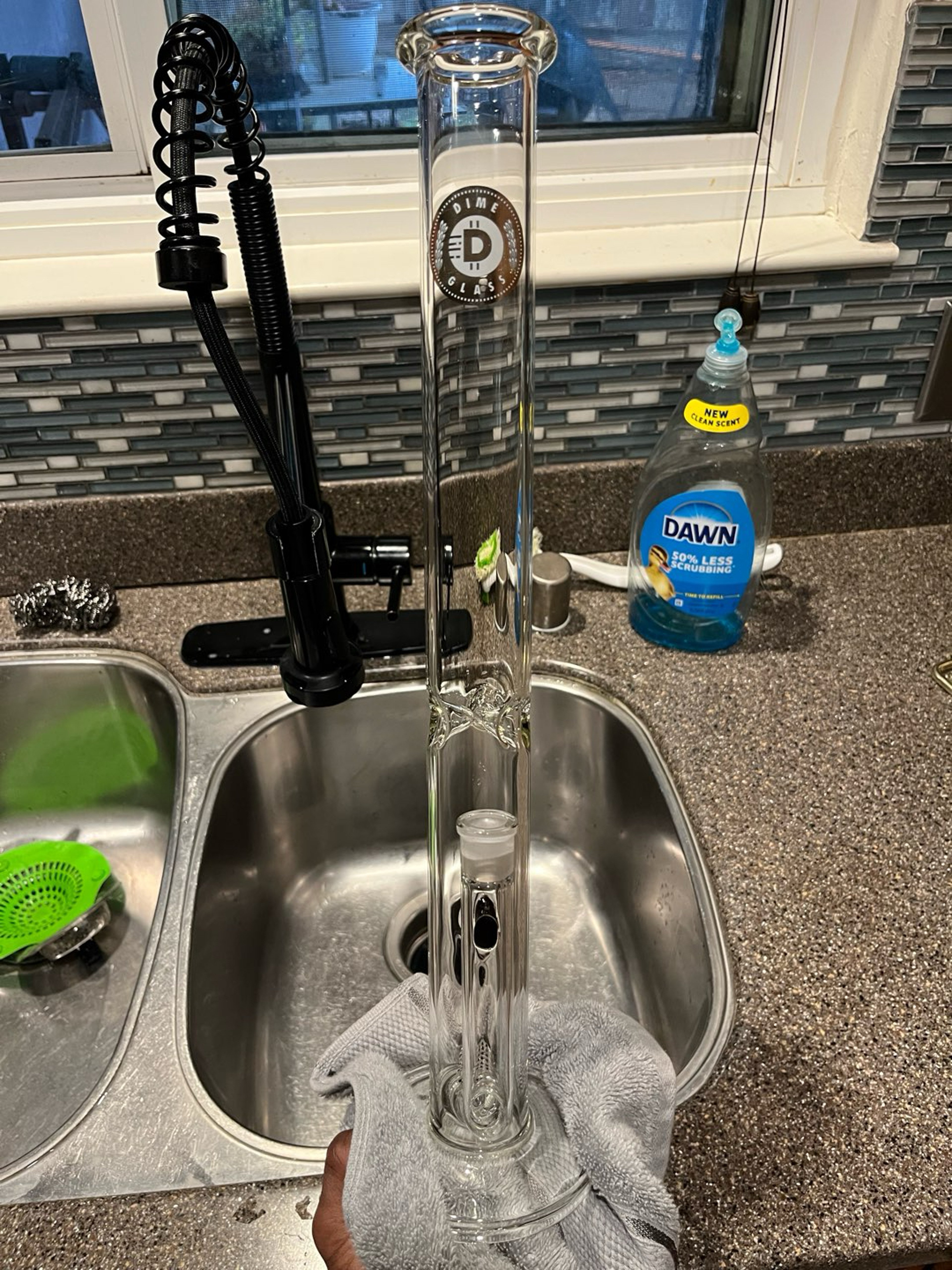 Preview pic of Dime glass jumbo stem