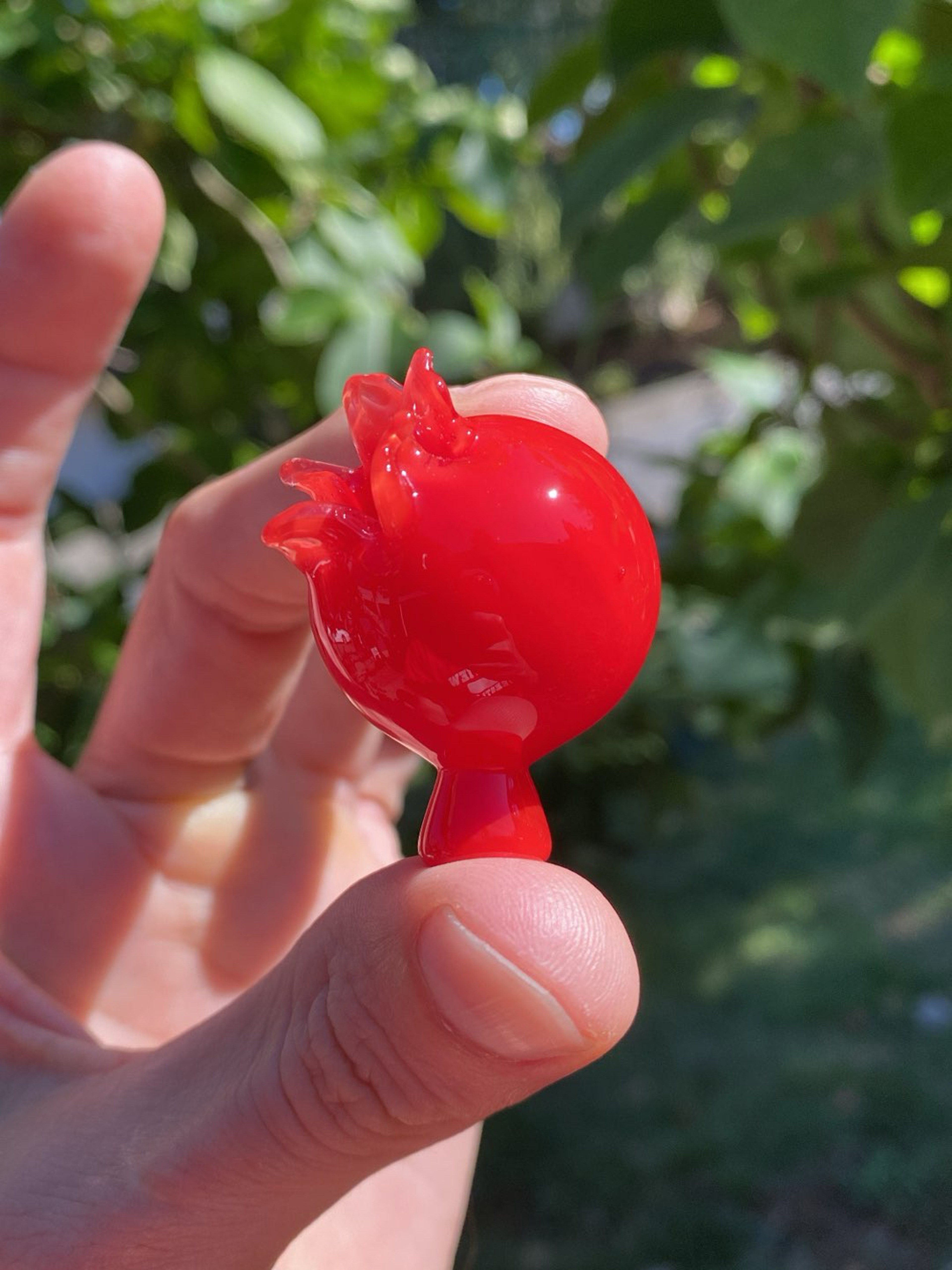 Preview pic of Rosburg glass red balloon bubble cap