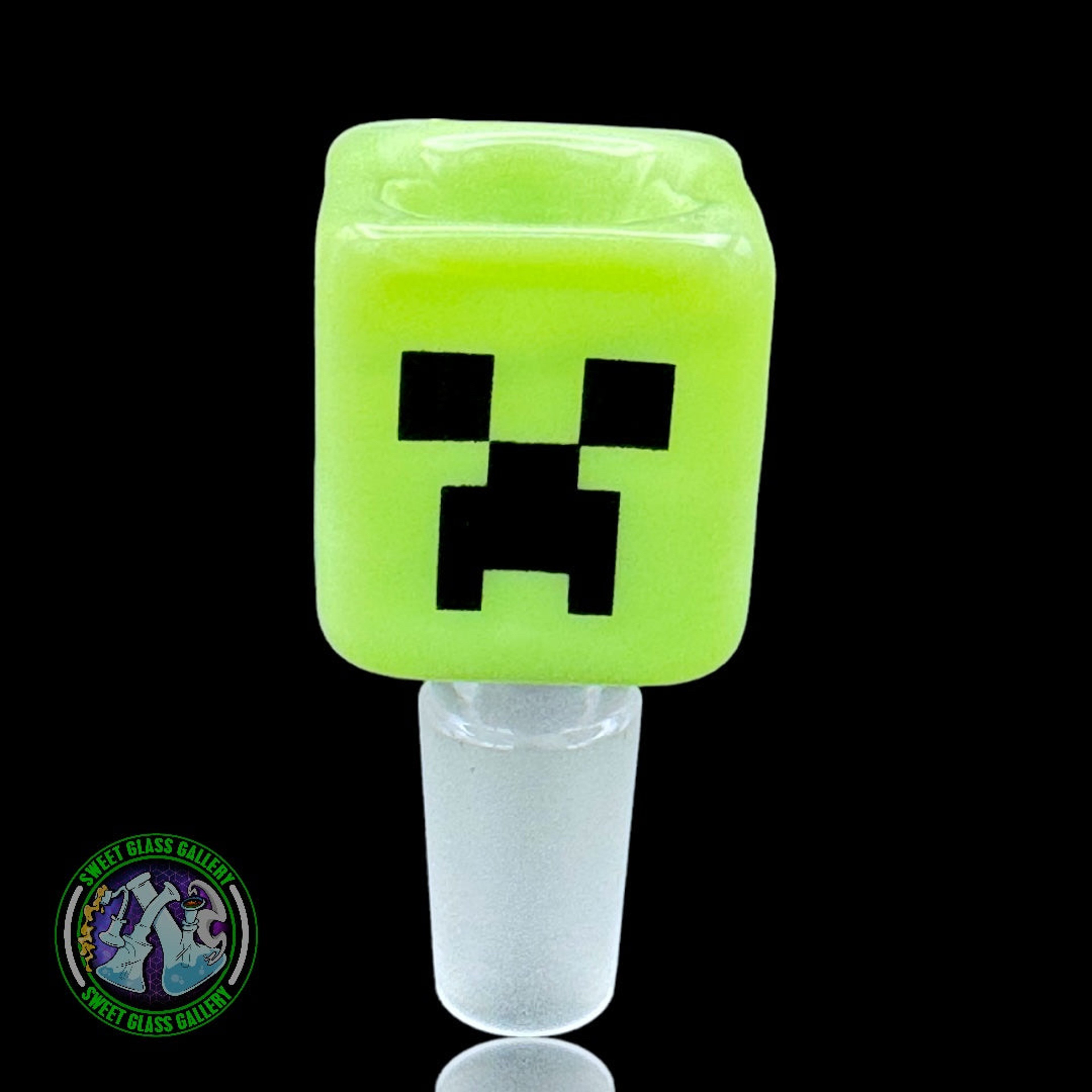 Preview pic of Empire Glassworks - Bowl #9 - Minecraft Creeper 14mm