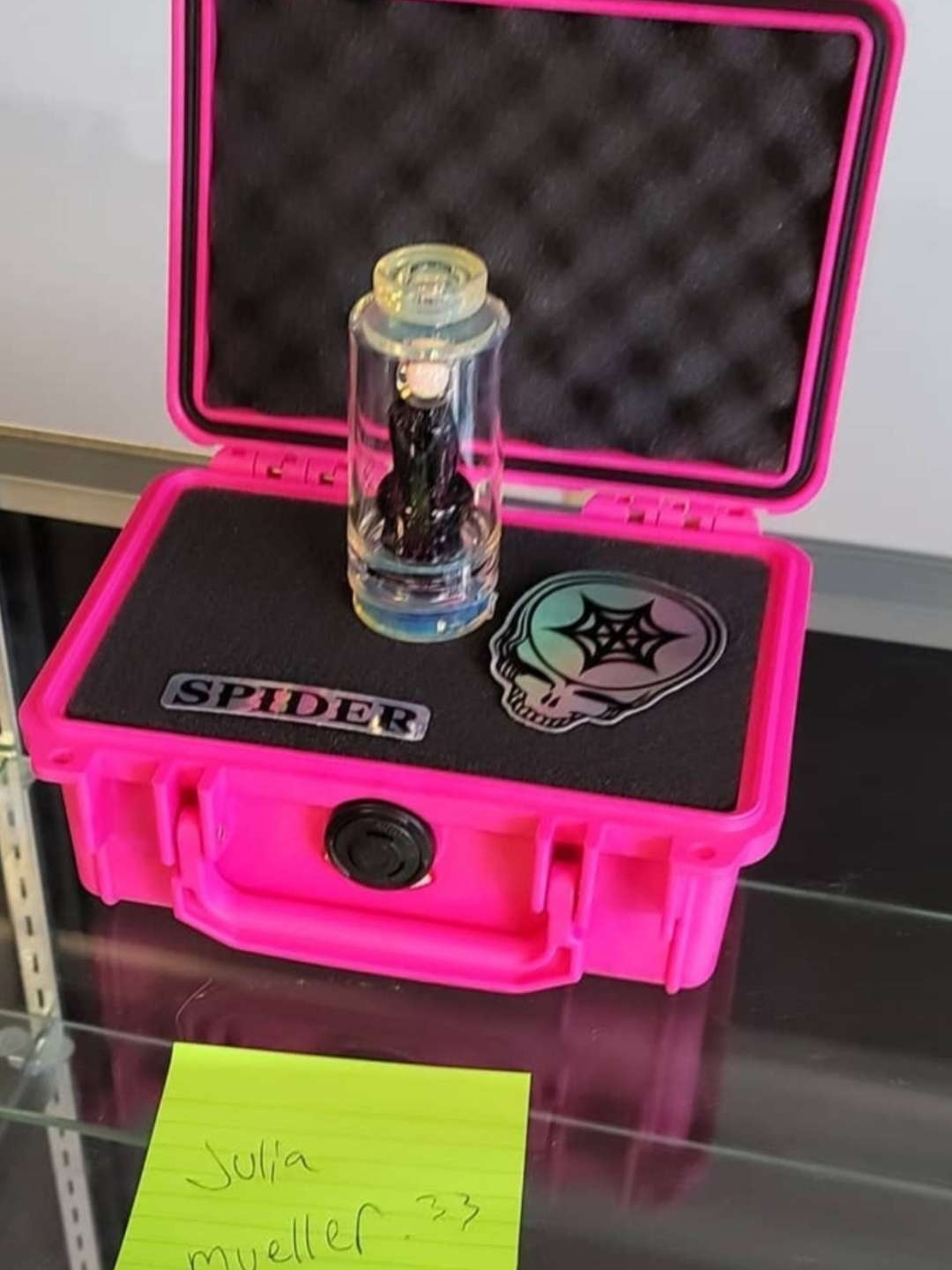 Preview pic of Spider crushed opal inception top w/ pelican case