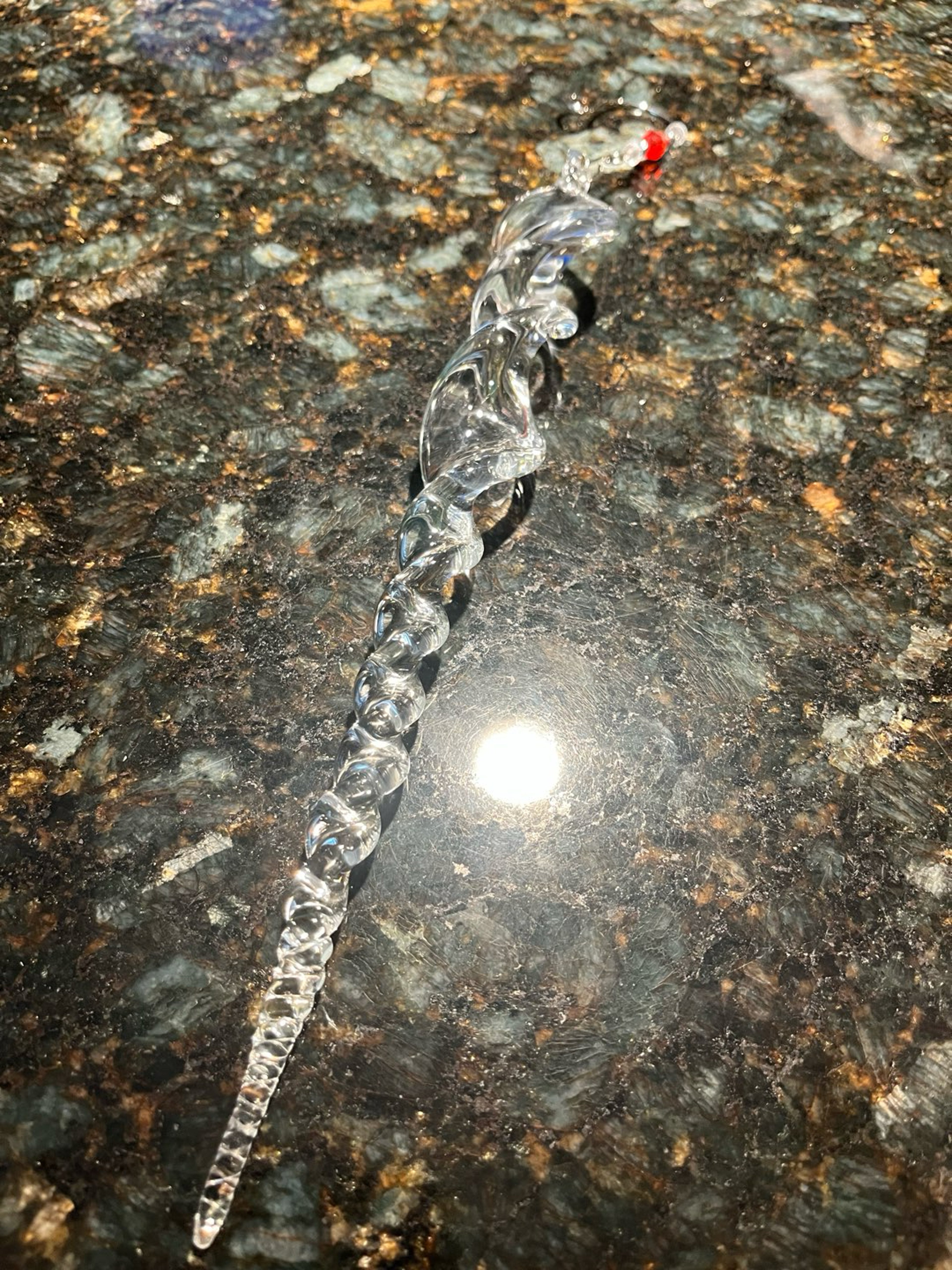 Preview pic of Large twist icicle ornament