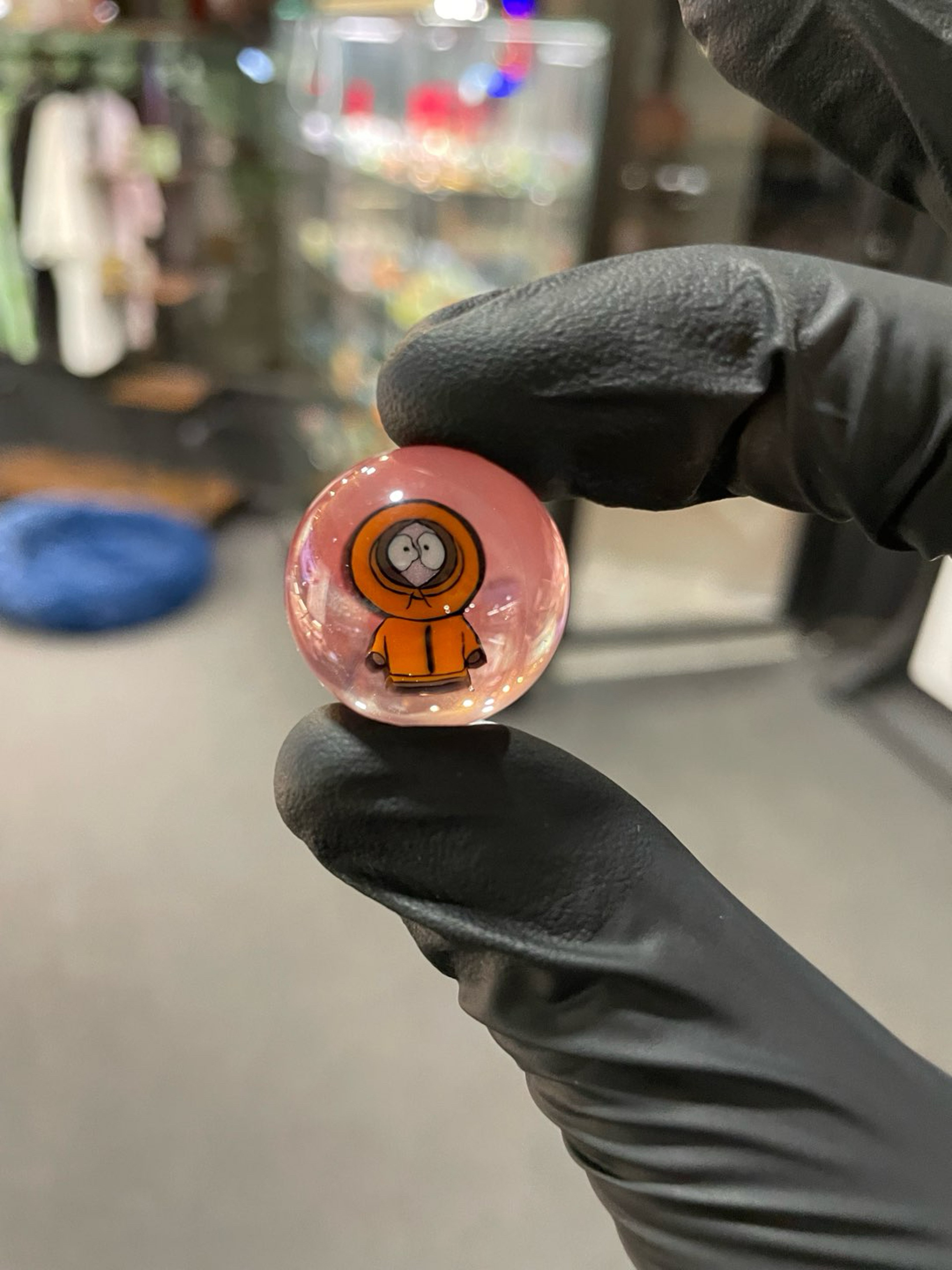 Preview pic of Keys Glass Kenny Millie Marble