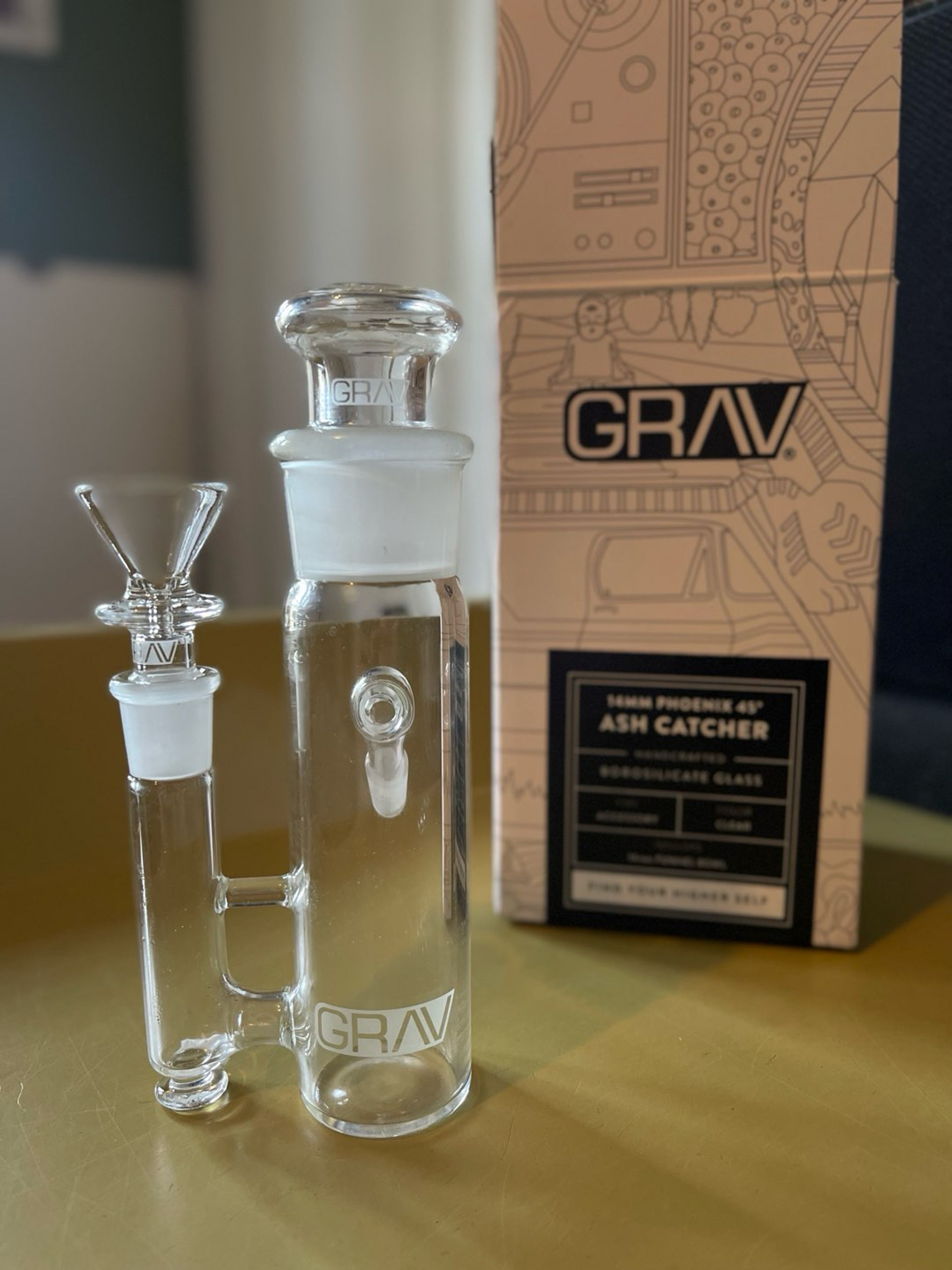 Preview pic of GRAV Pheonix 45° Ash Catcher 14mm