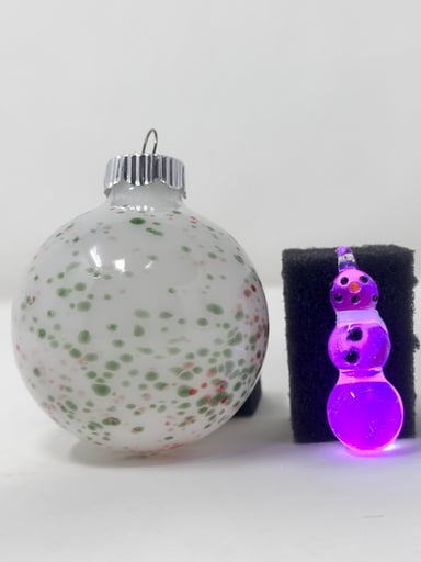 Preview pic of Roysco Ornament + UV Triple Face Snowman Pendant