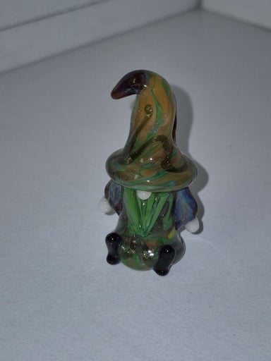 Preview pic of Trippy Gold Fume Wizard