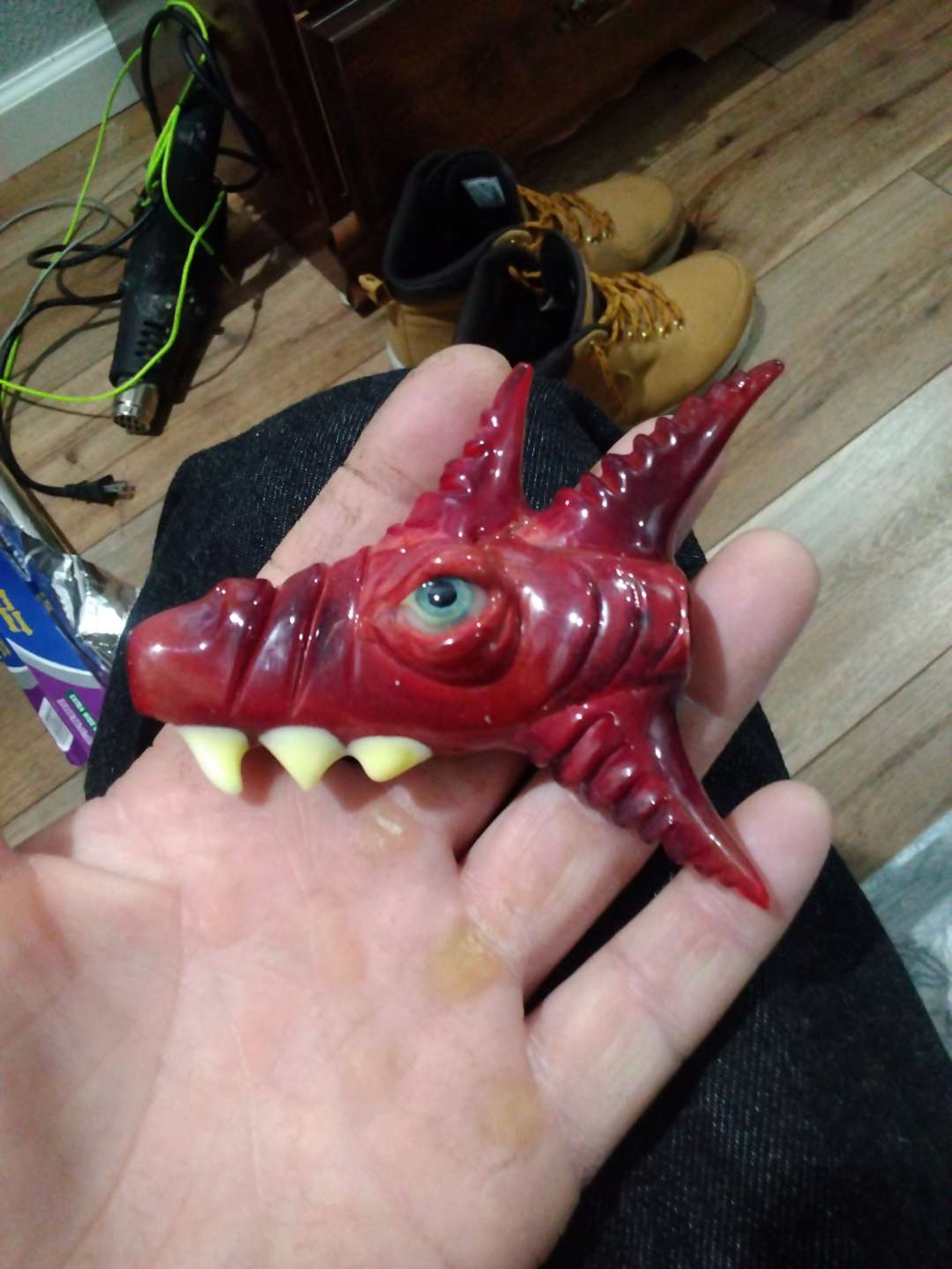 Preview pic of Short sneak a toke pipe