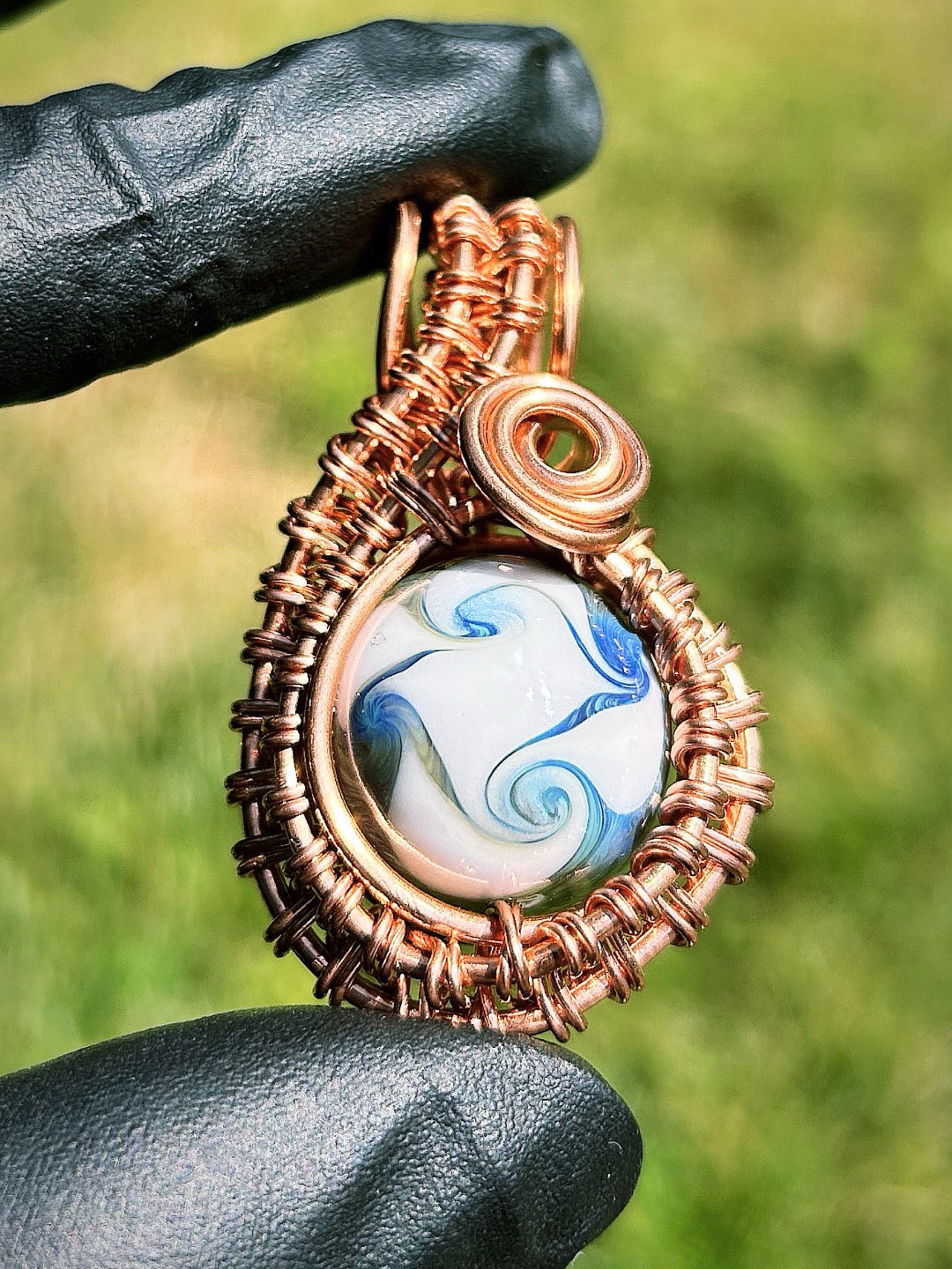 Preview pic of MarvinsGlass024 X Coppervibrations Pendant! 🌪️