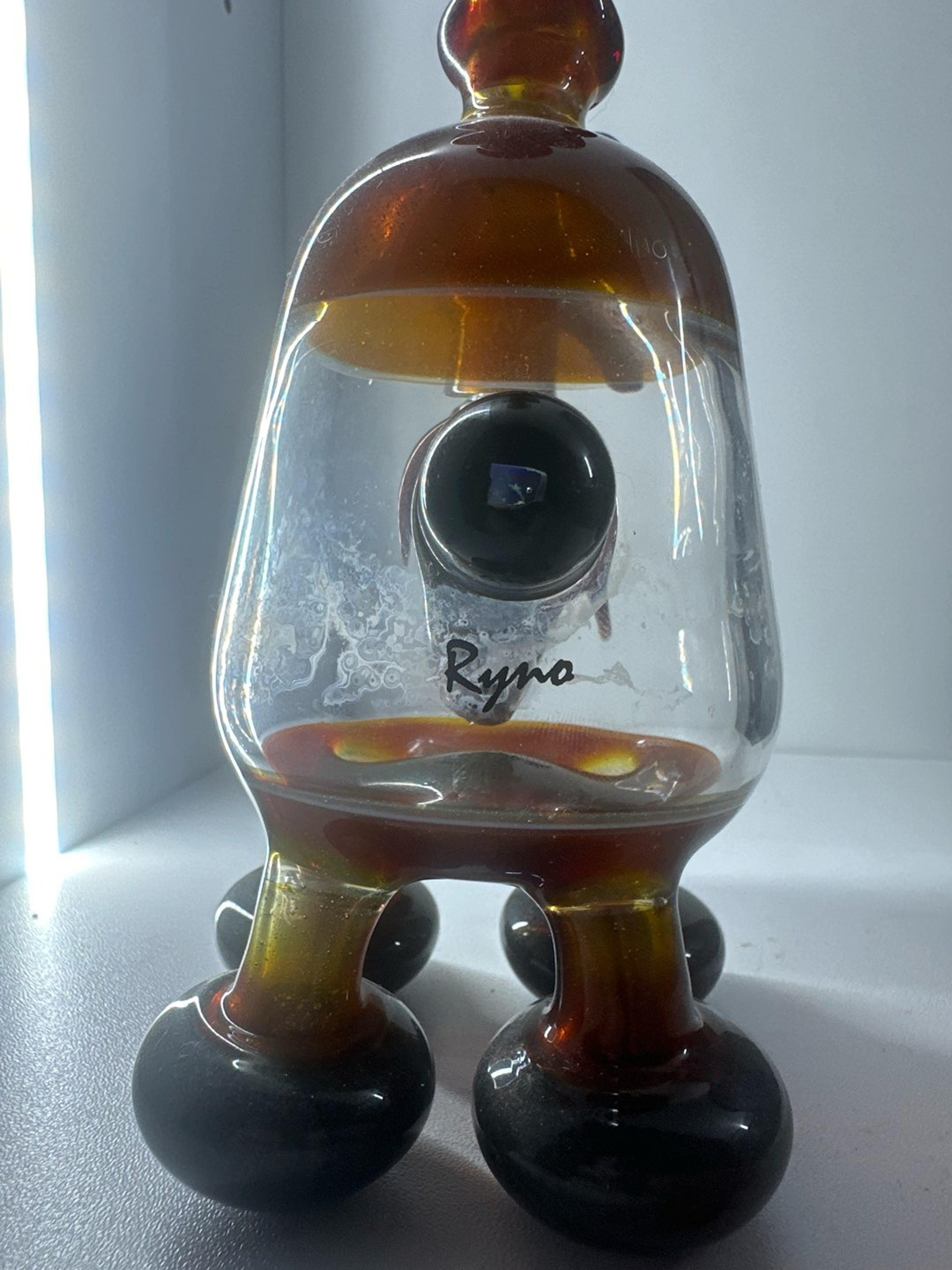 Preview pic of Old school ryno bubbler